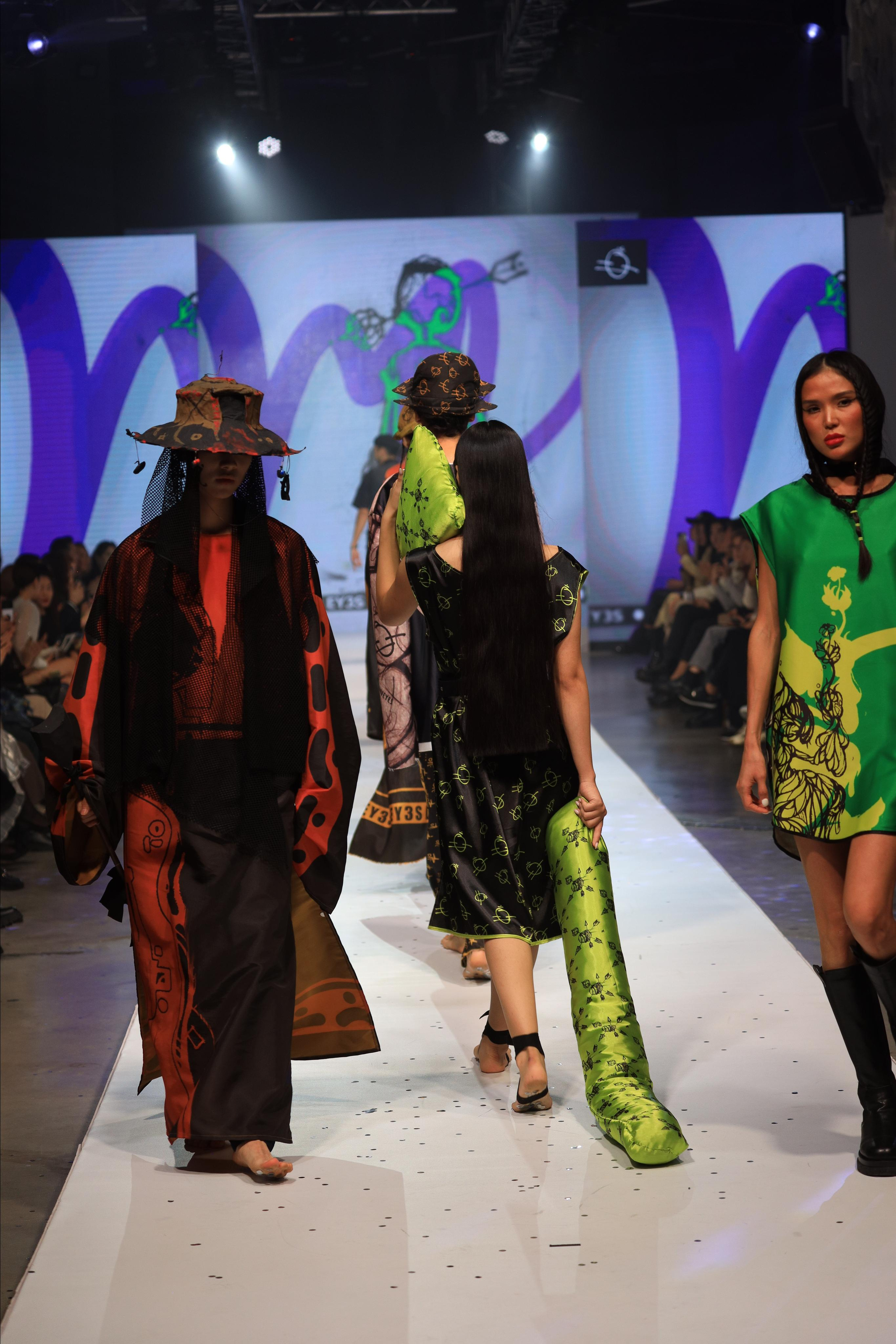 Eurasian Fashion Week 2022. Контент Фотограф в Алматы и мире Джантурина Динара