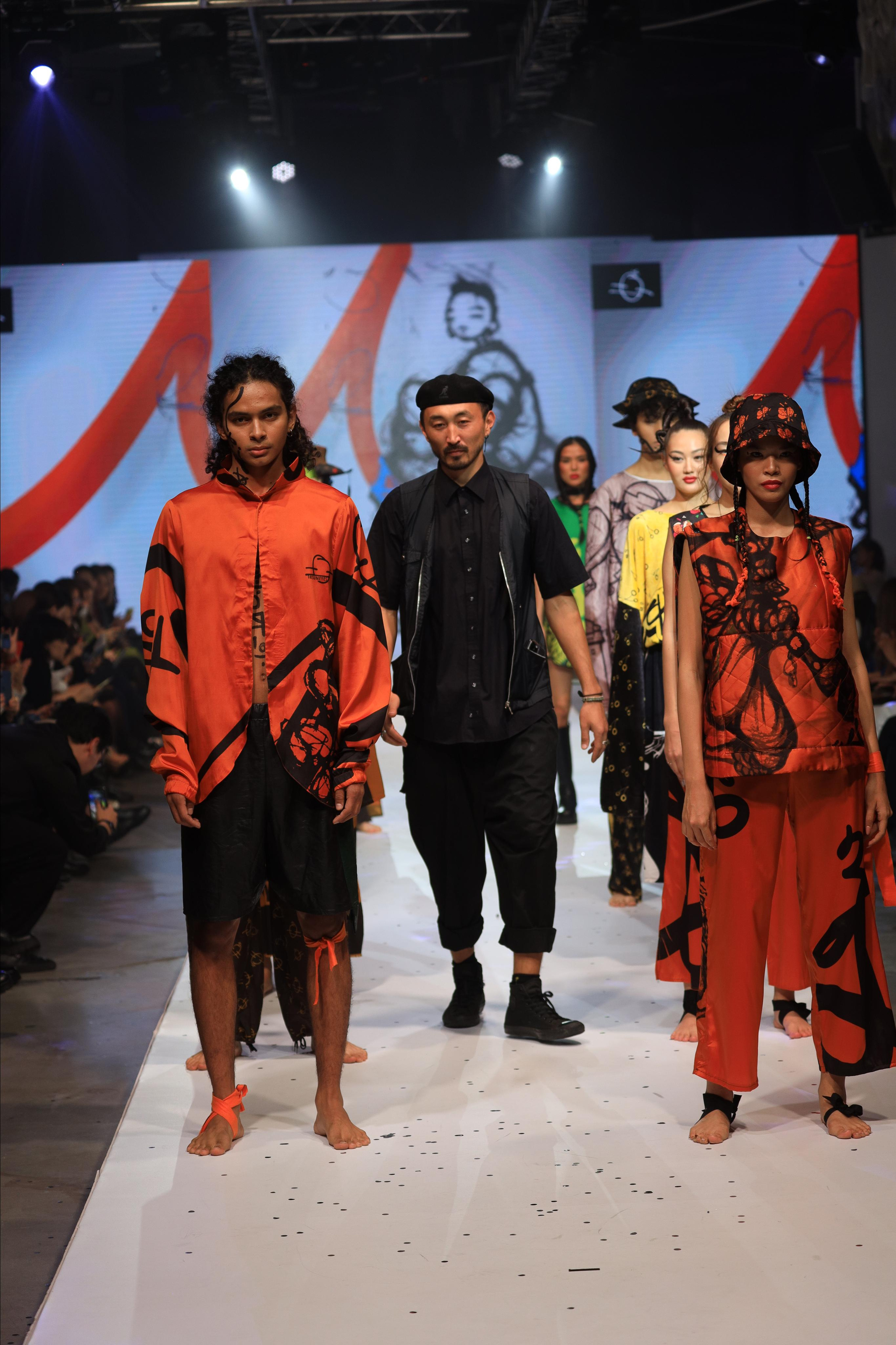 Eurasian Fashion Week 2022. Контент Фотограф в Алматы и мире Джантурина Динара