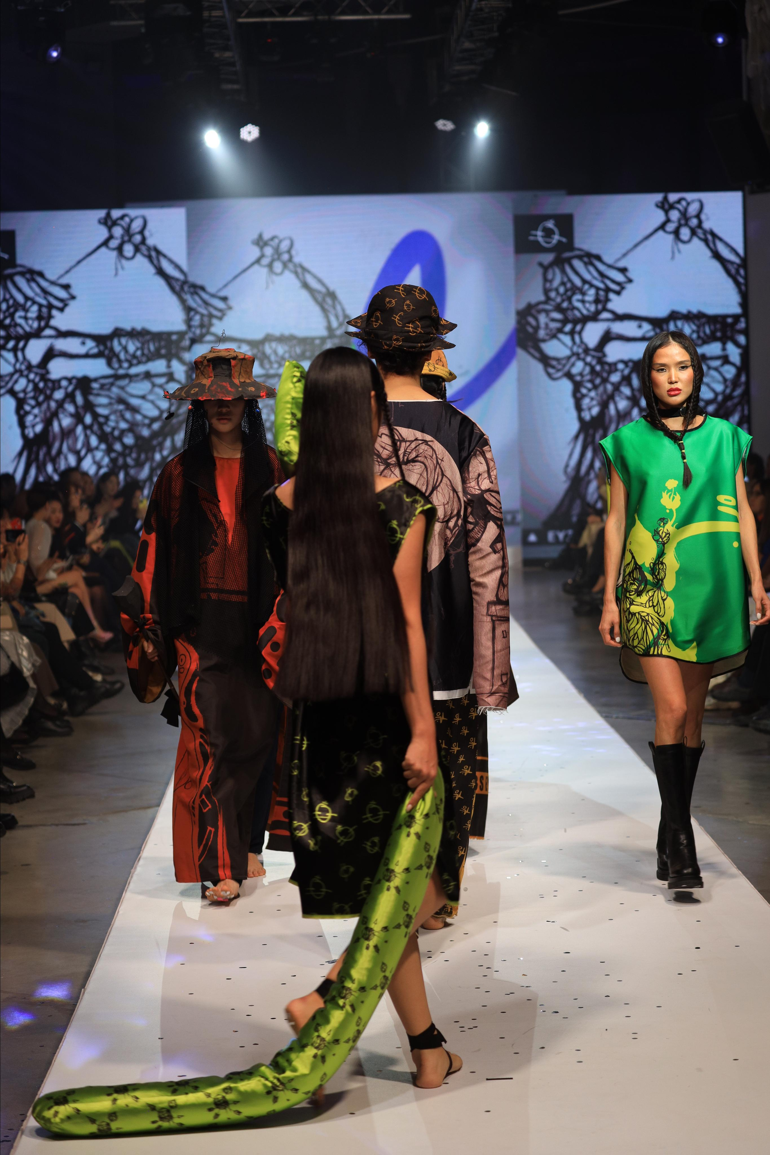 Eurasian Fashion Week 2022. Контент Фотограф в Алматы и мире Джантурина Динара