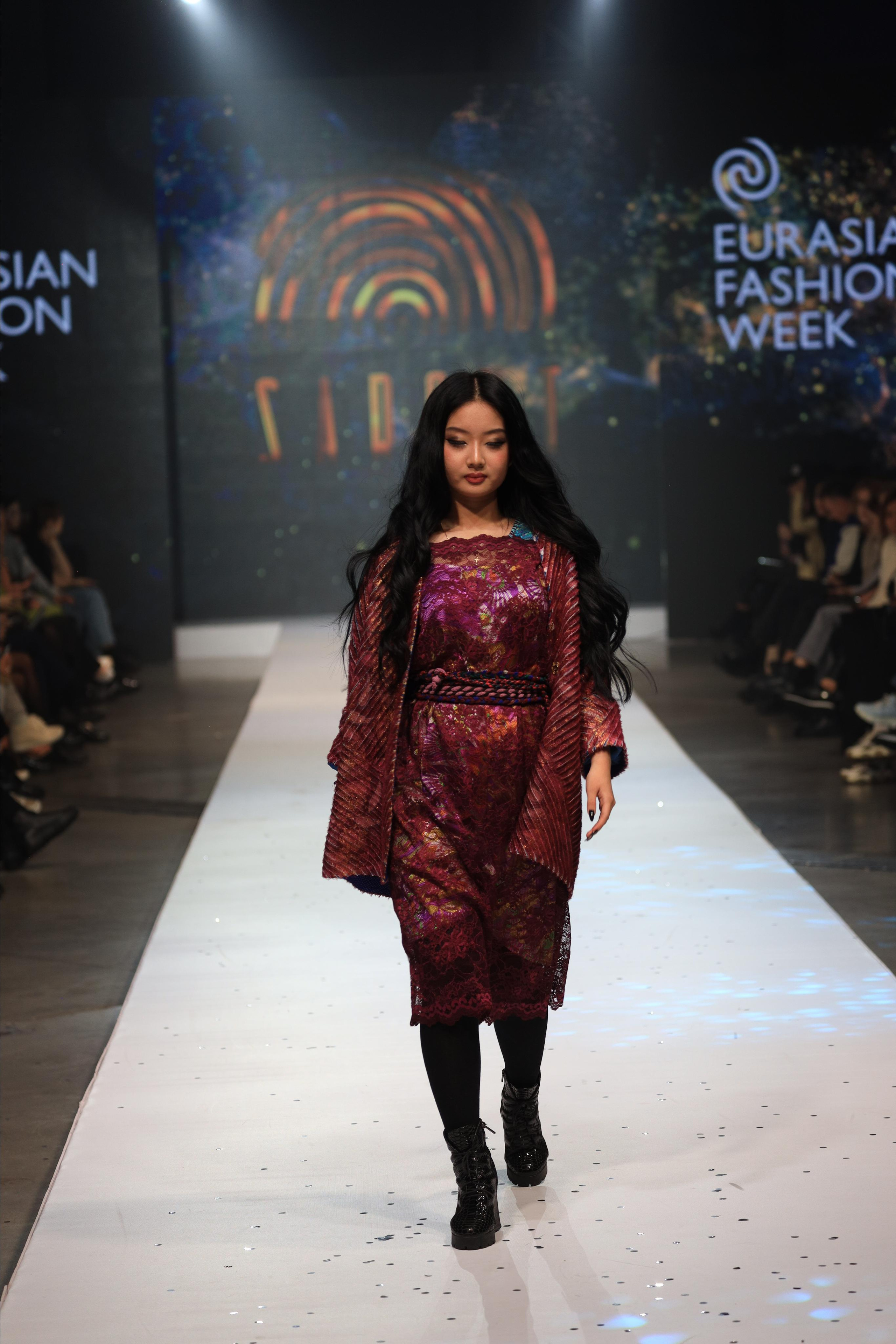 Eurasian Fashion Week 2022. Контент Фотограф в Алматы и мире Джантурина Динара