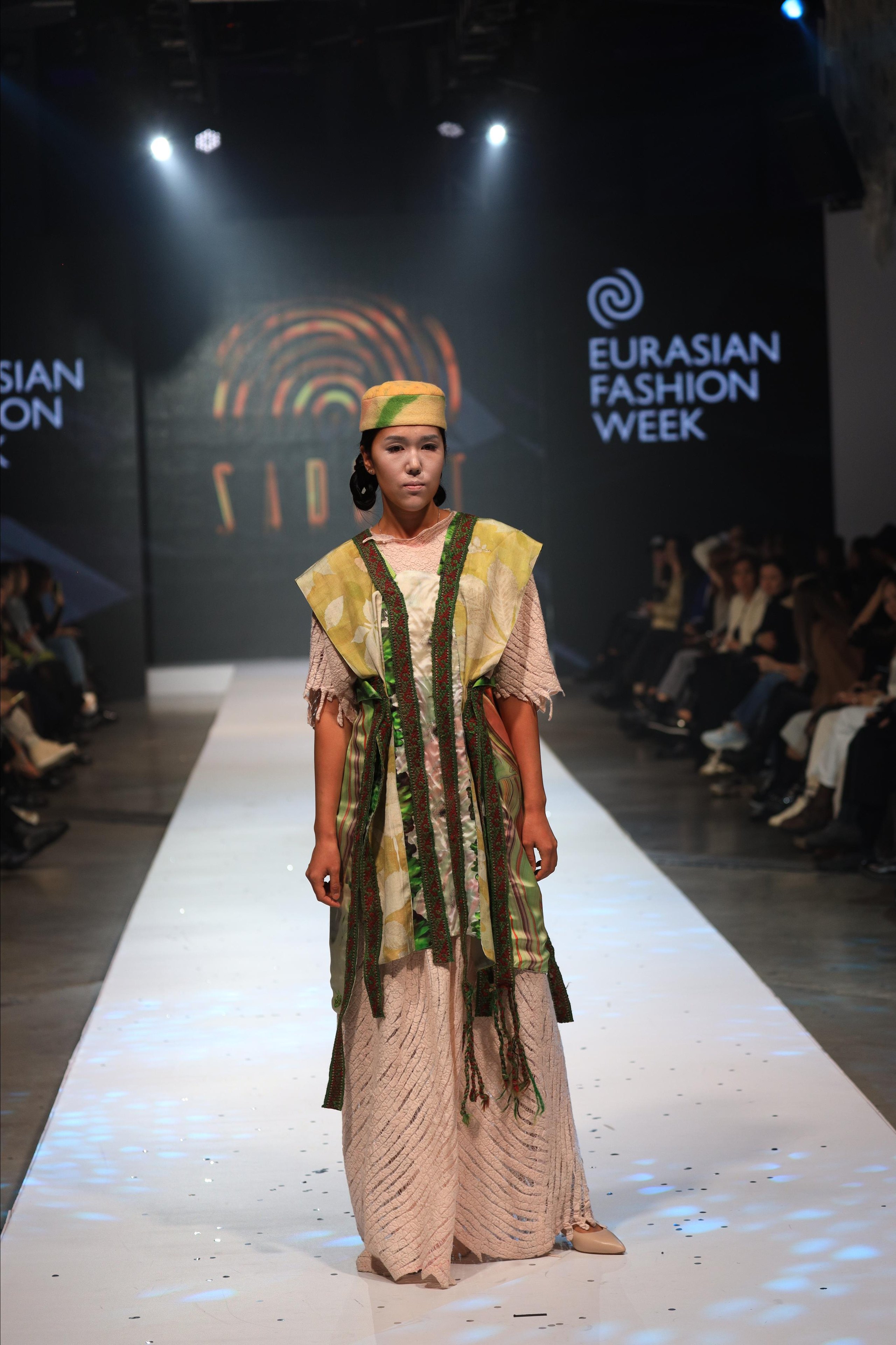 Eurasian Fashion Week 2022. Контент Фотограф в Алматы и мире Джантурина Динара