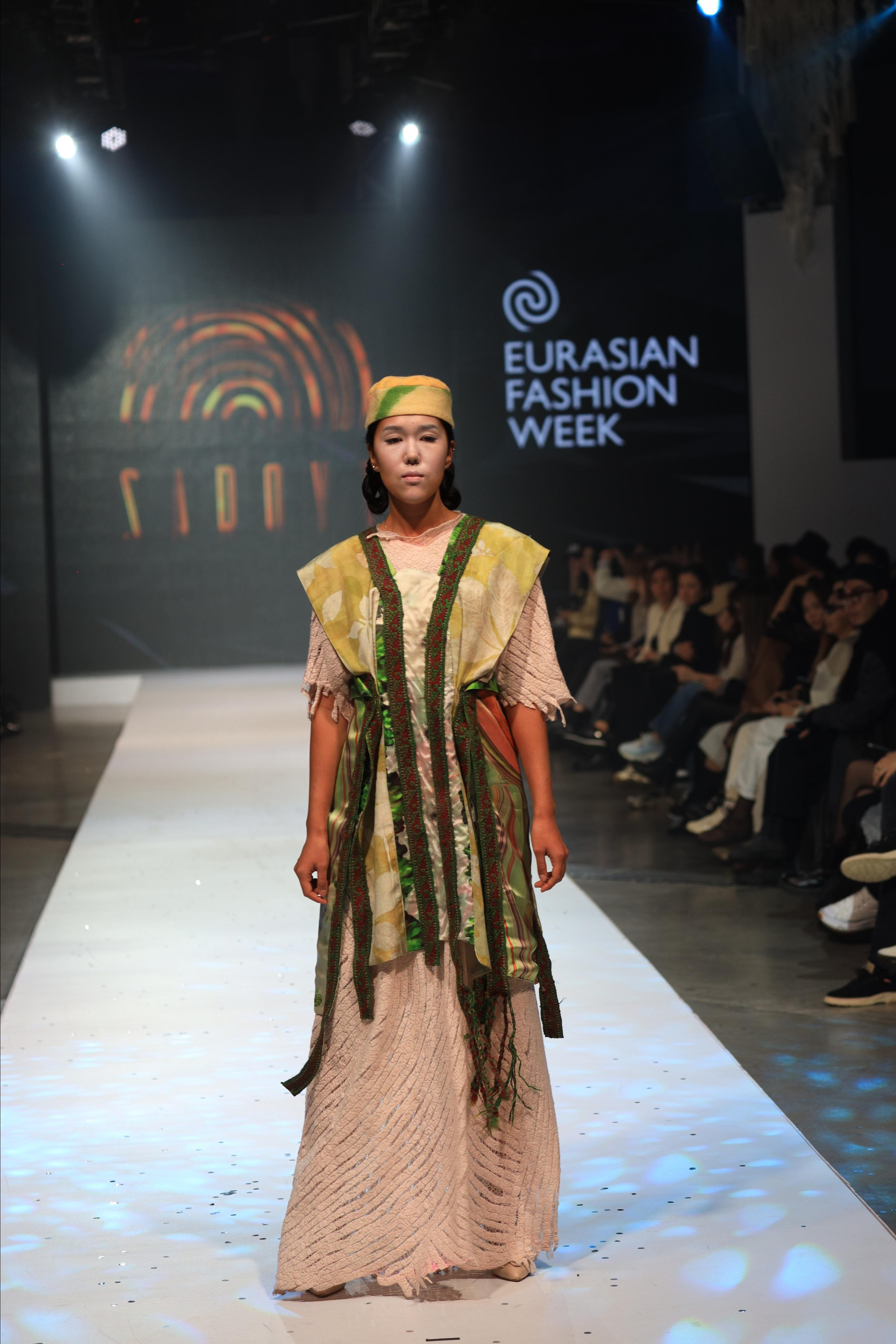 Eurasian Fashion Week 2022. Контент Фотограф в Алматы и мире Джантурина Динара