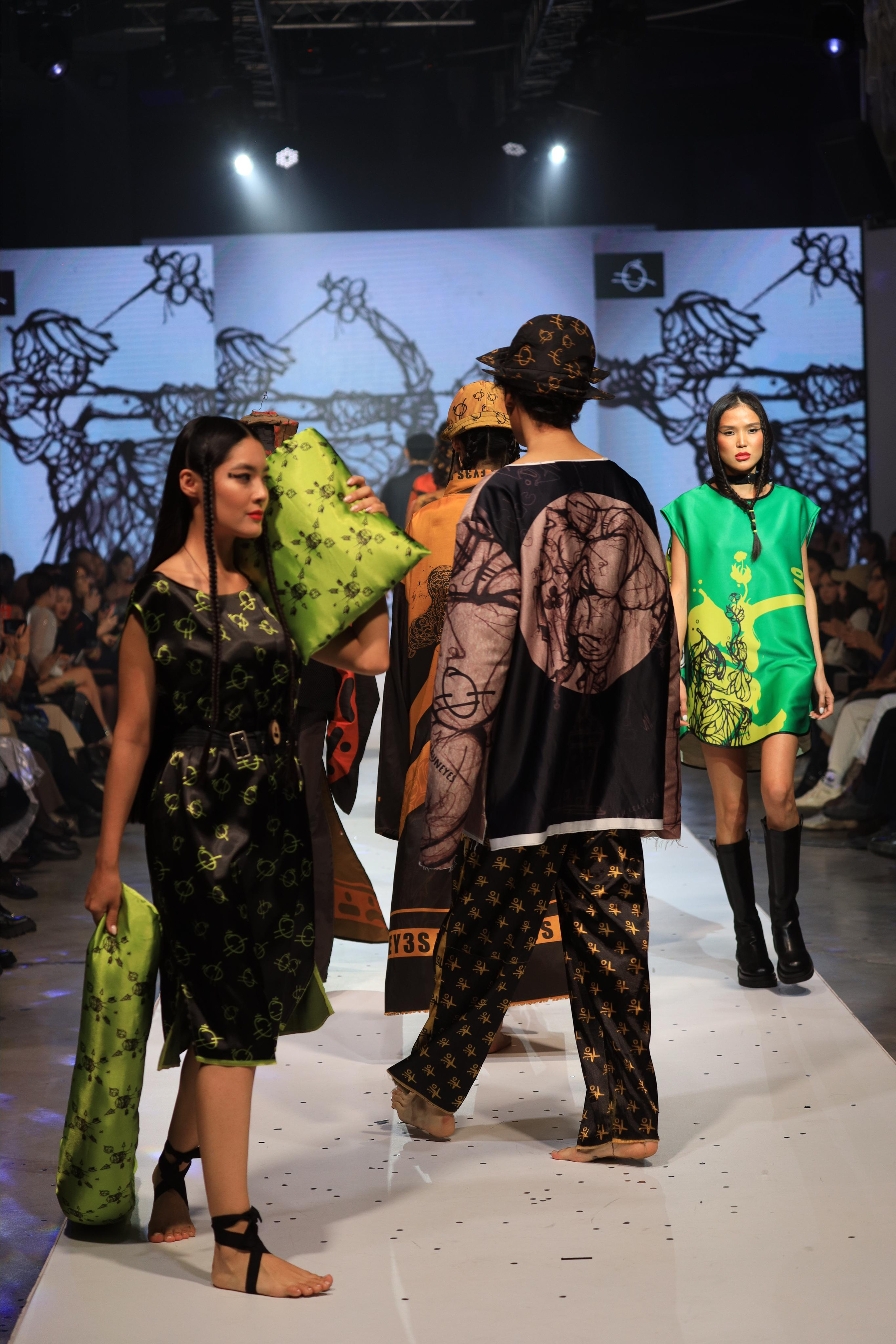 Eurasian Fashion Week 2022. Контент Фотограф в Алматы и мире Джантурина Динара