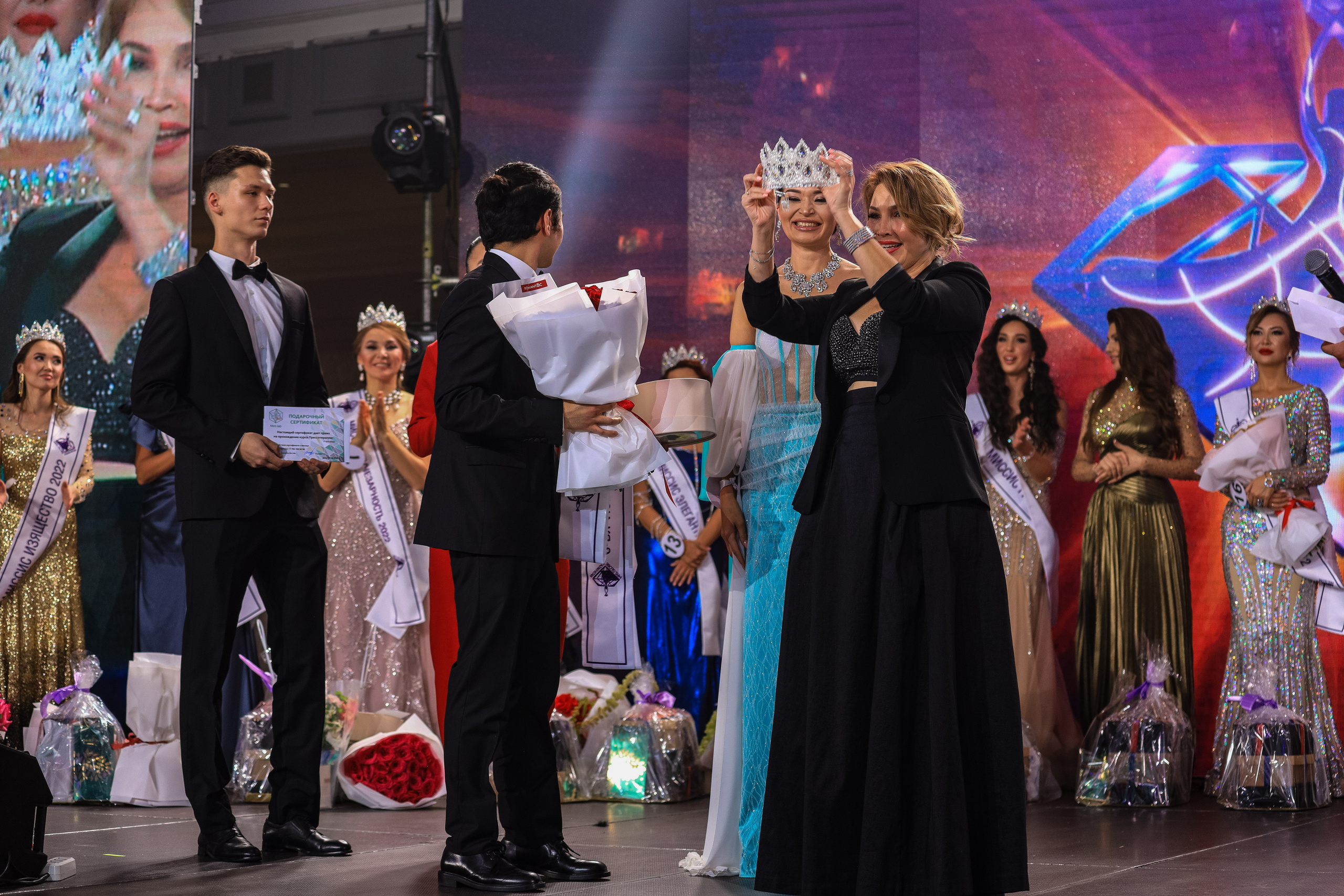 MrsGlobe Kazakhstan 2022. Контент Фотограф в Алматы и мире Джантурина Динара