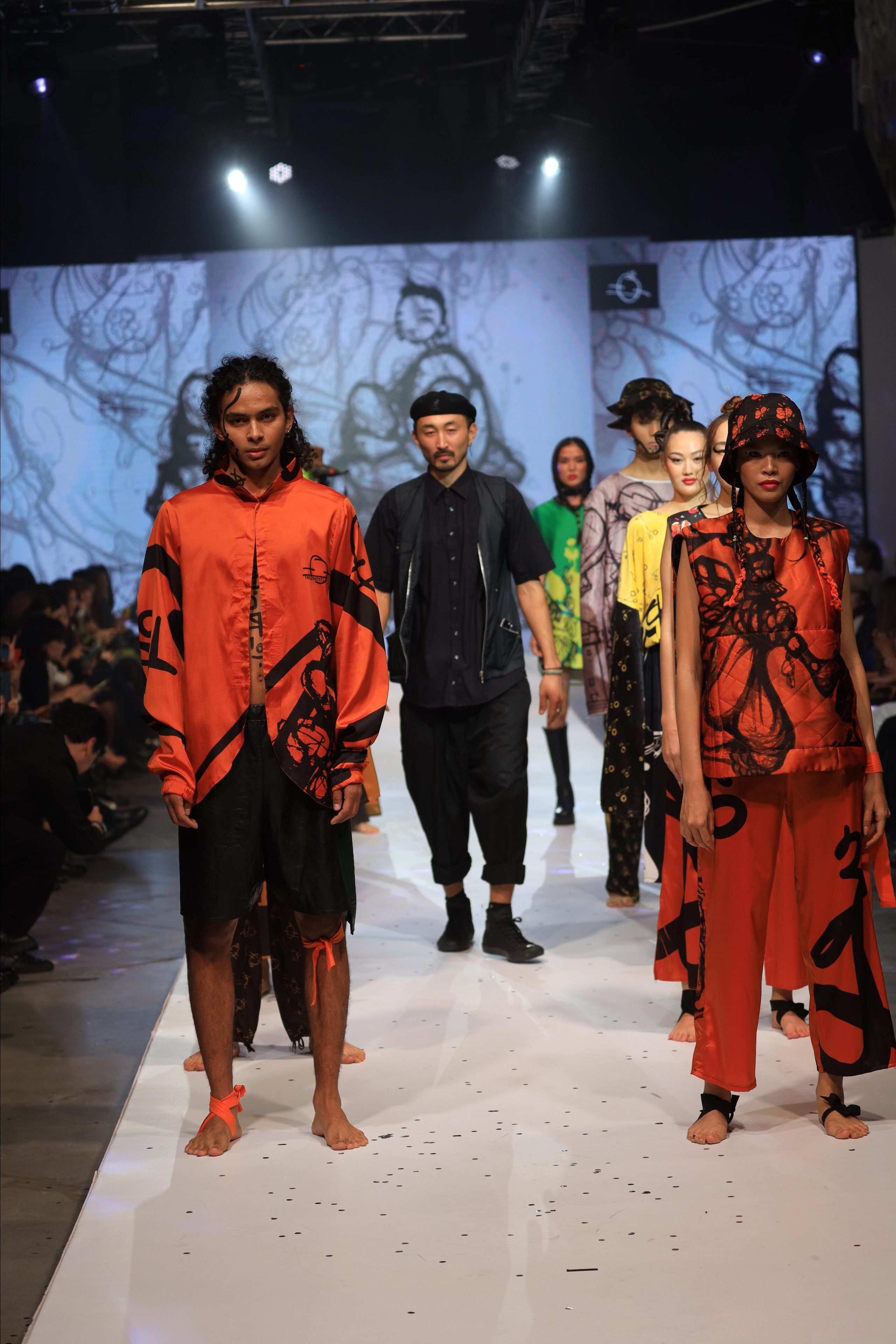 Eurasian Fashion Week 2022. Контент Фотограф в Алматы и мире Джантурина Динара