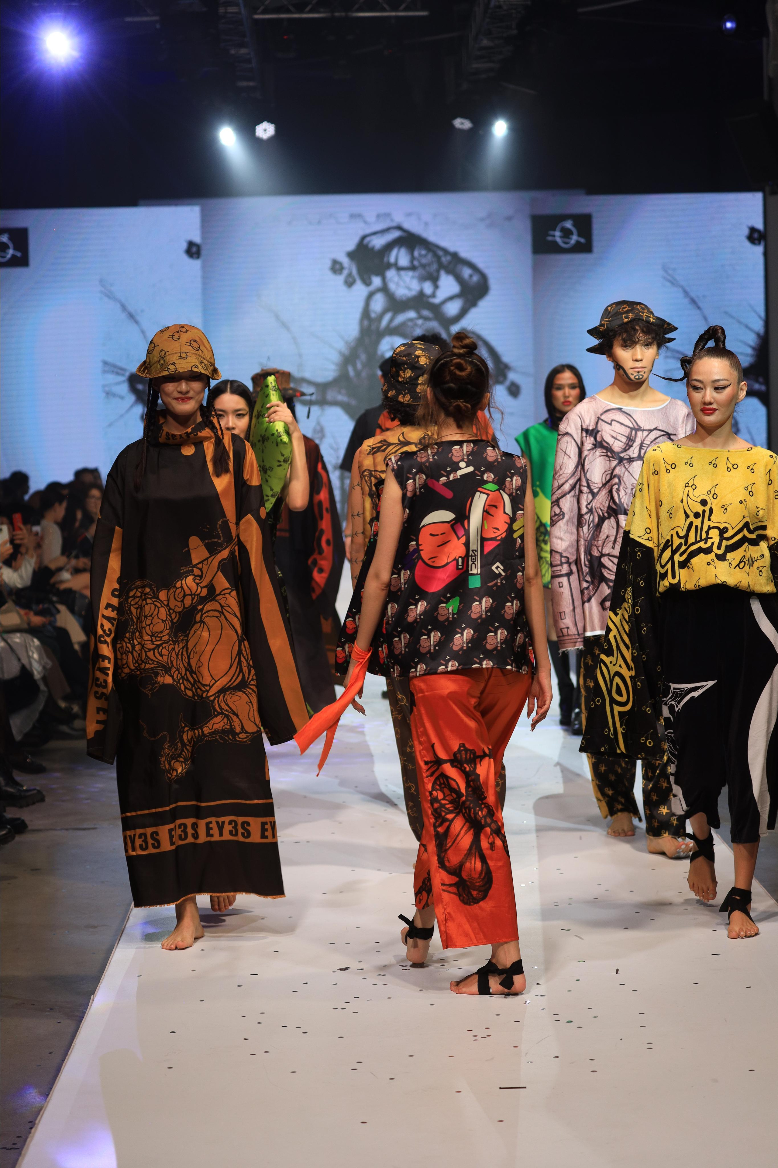 Eurasian Fashion Week 2022. Контент Фотограф в Алматы и мире Джантурина Динара