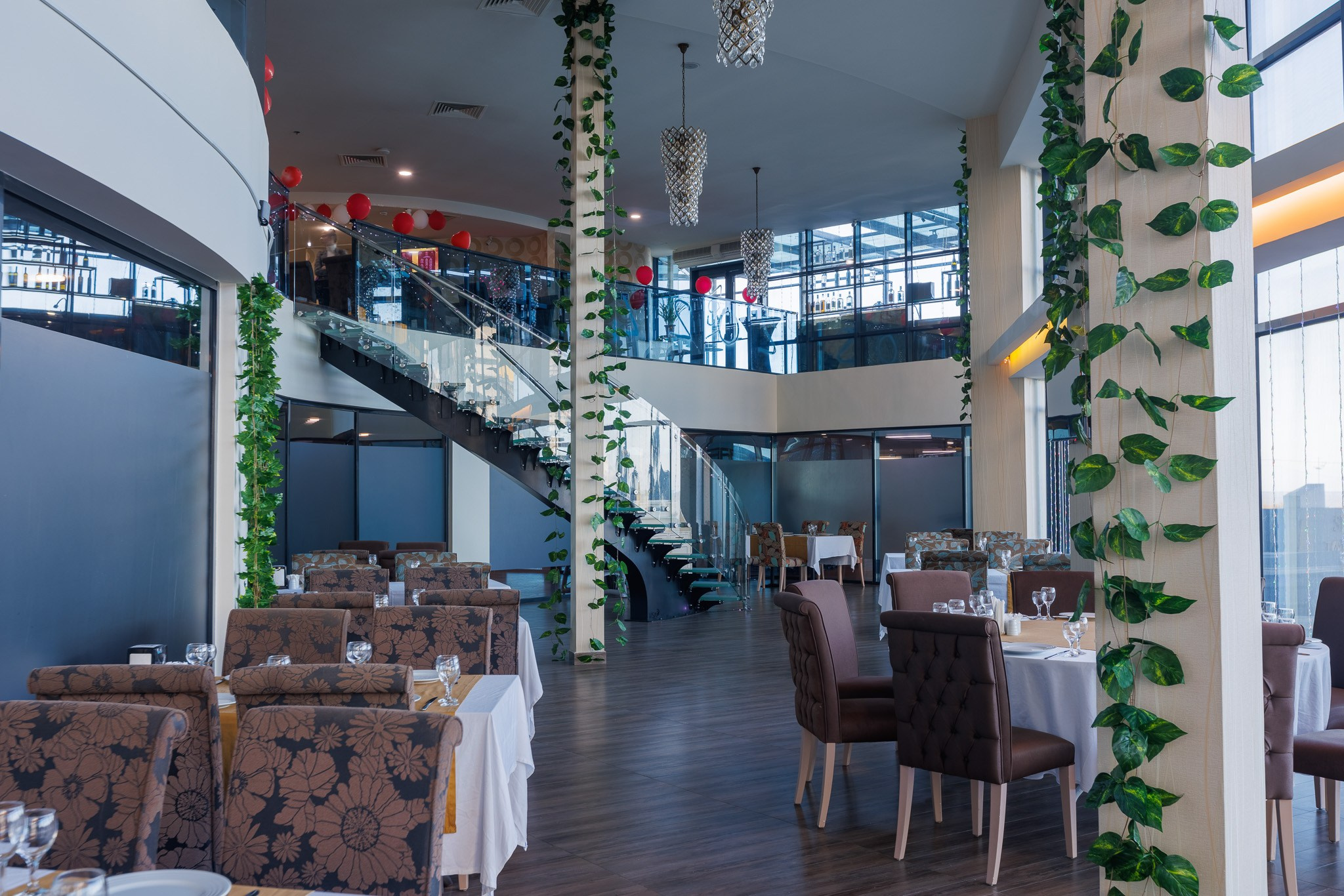 SKY TOWER (METRO CITY). Режиссёр, клипмейкер, фотограф — Андрей Охота