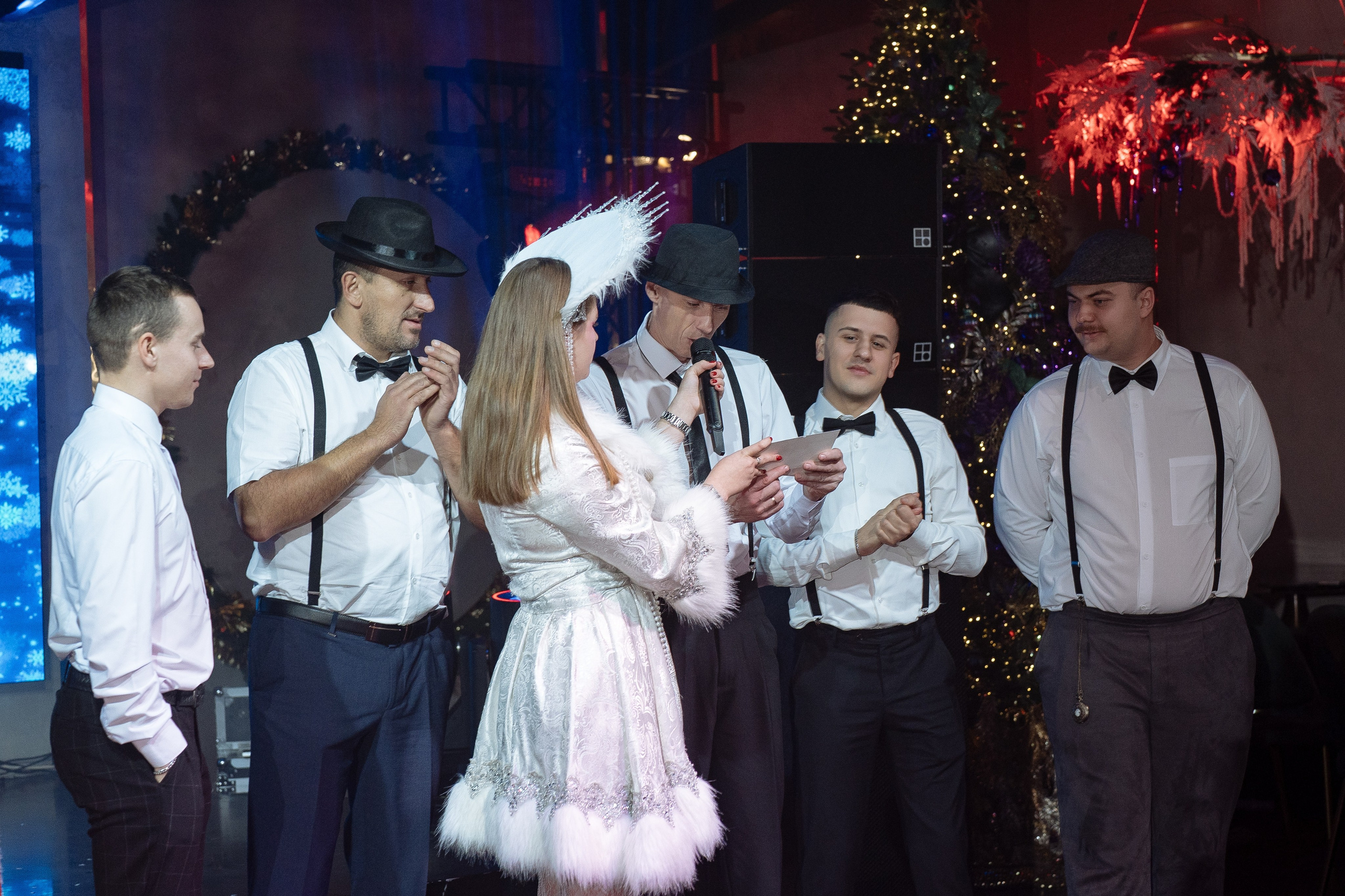 Альбион Тур