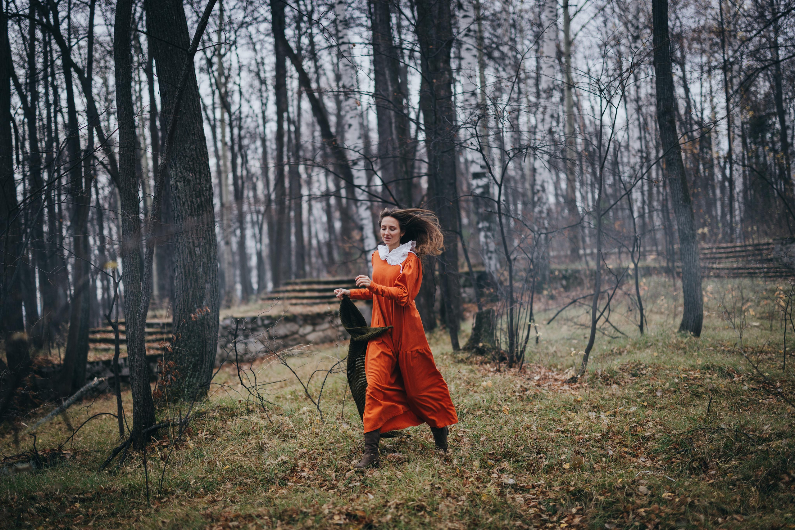 Яблоки падают в небо. Портретный арт-фотограф в Екатеринбурге Алена Нестерова