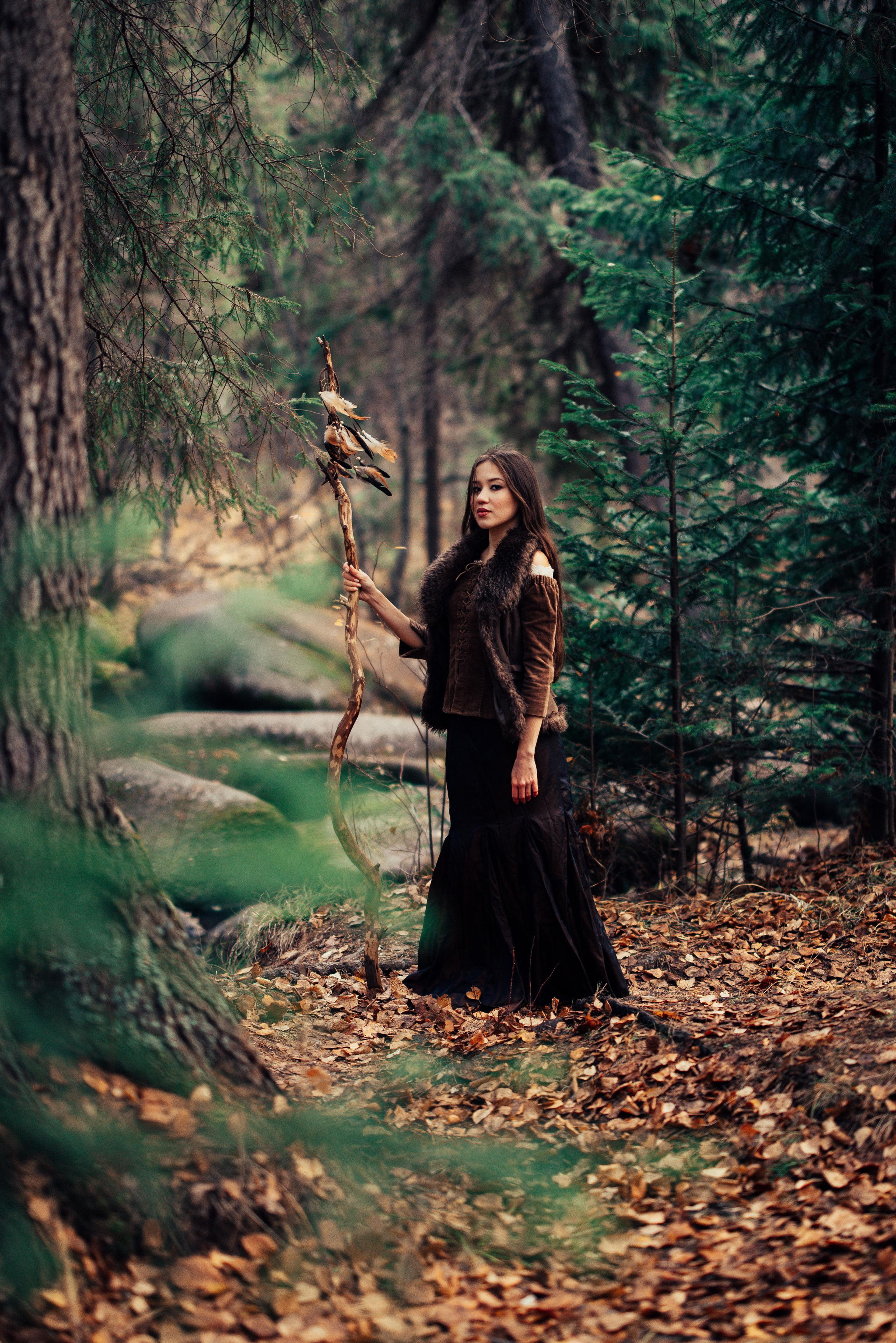 На краю леса. Портретный арт-фотограф в Екатеринбурге Алена Нестерова