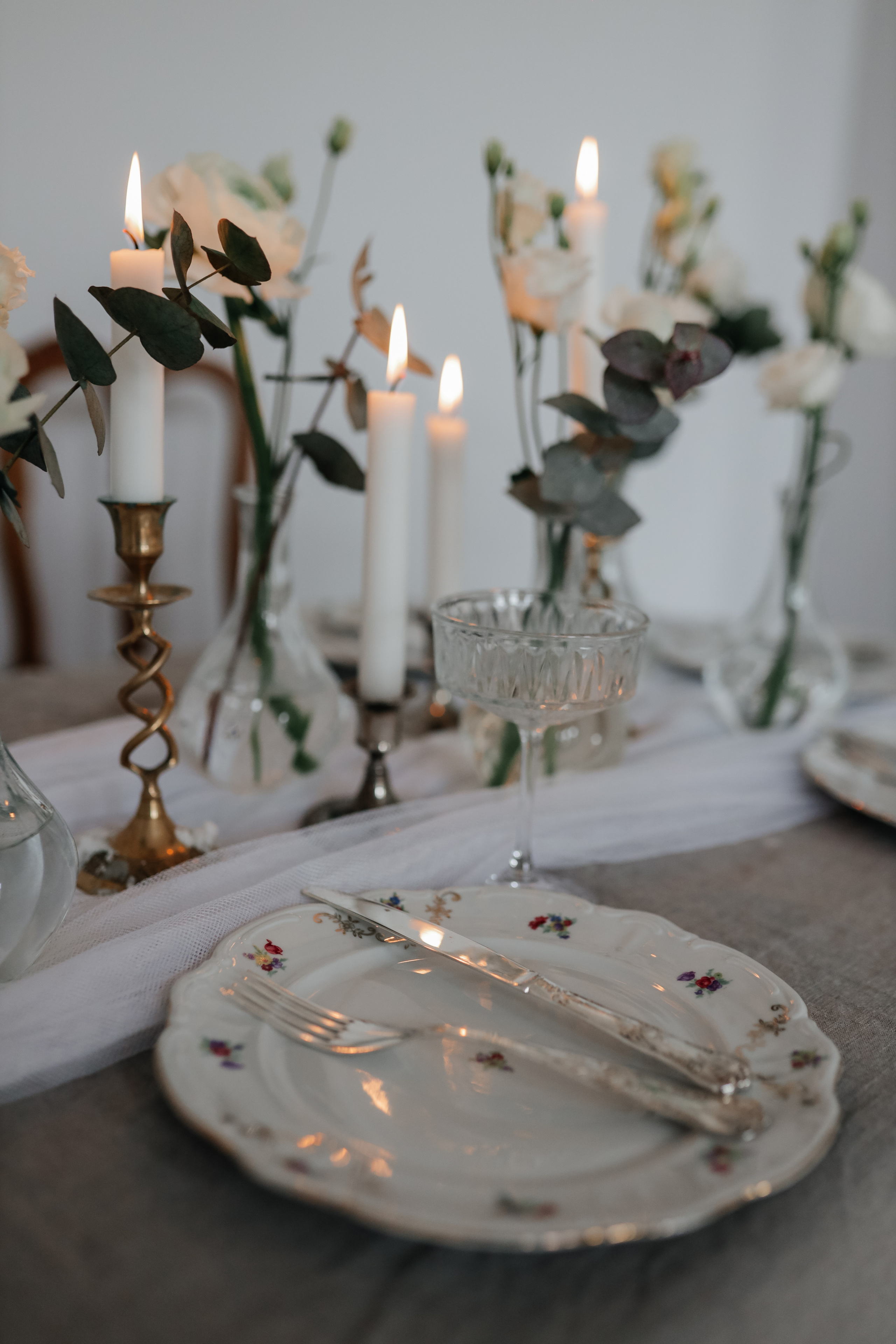 Нежность на кончиках пальцев. Свадебный и семейный фотограф в Варшаве