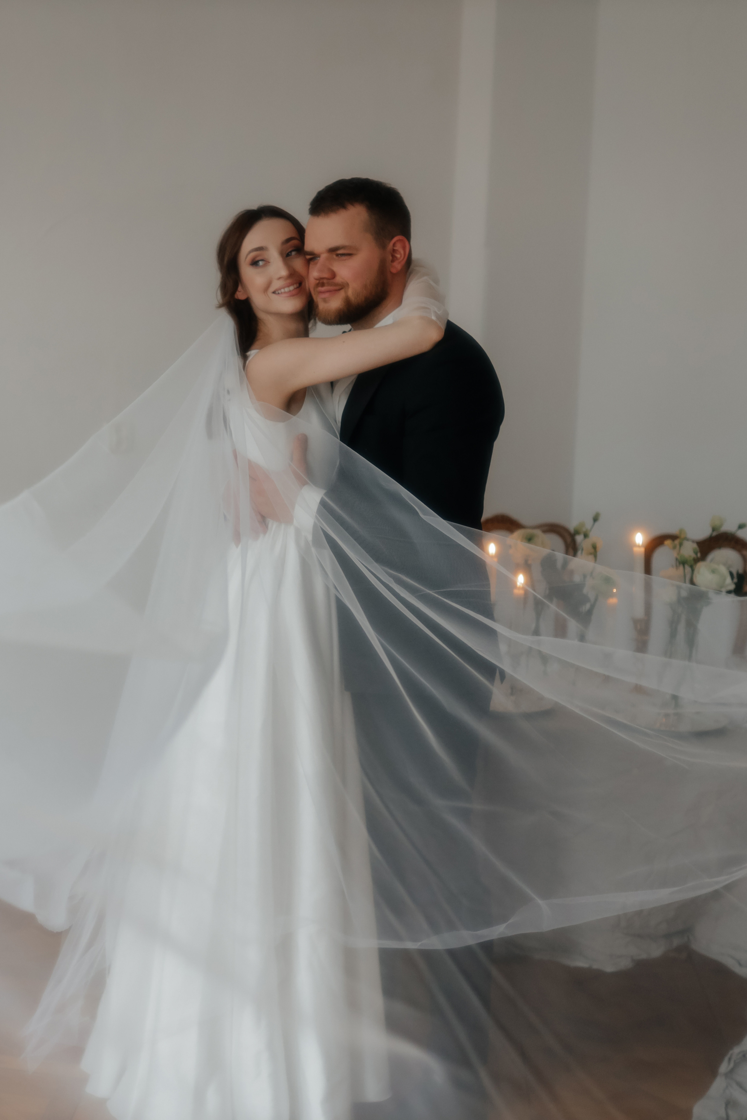 Нежность на кончиках пальцев. Свадебный и семейный фотограф в Варшаве