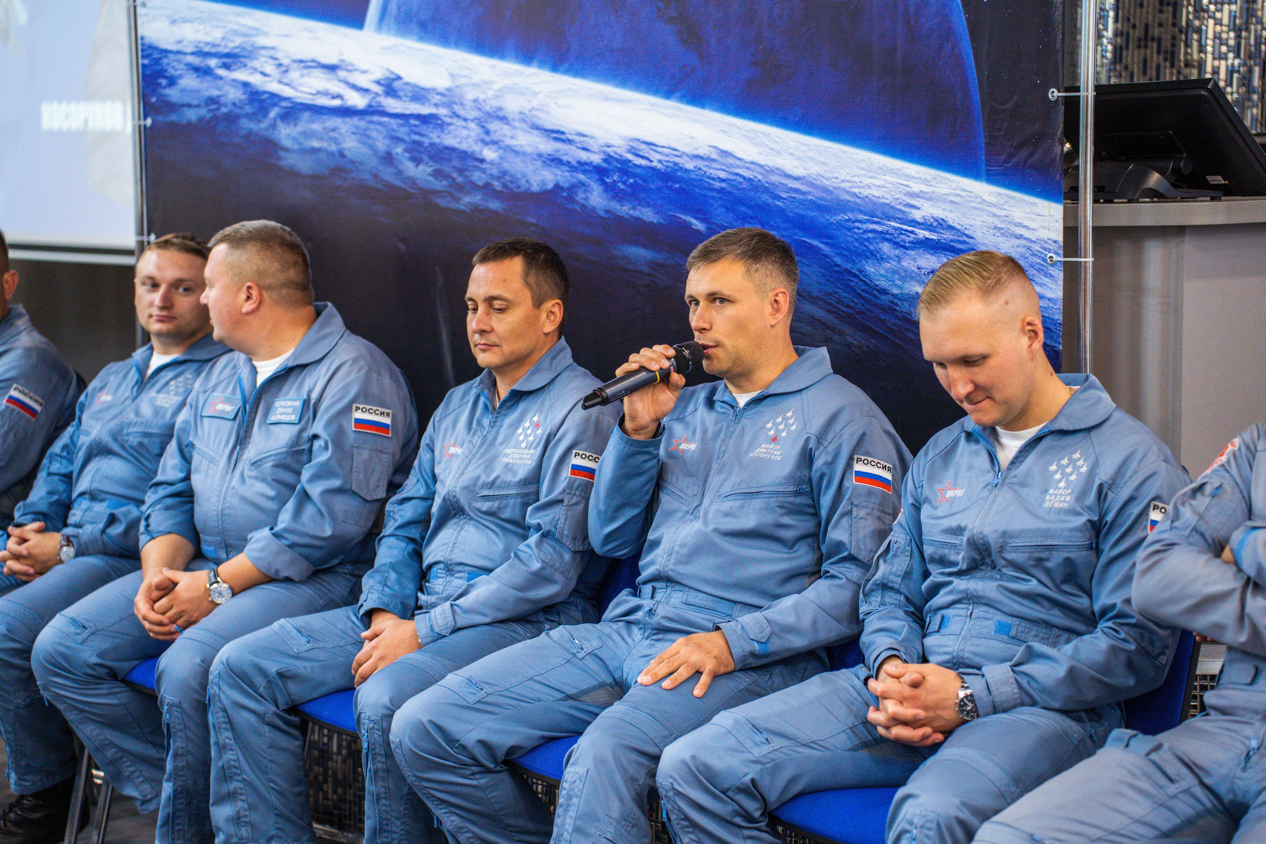 Встреча с авиационной группой «Стрижи». Фотограф София Александрова