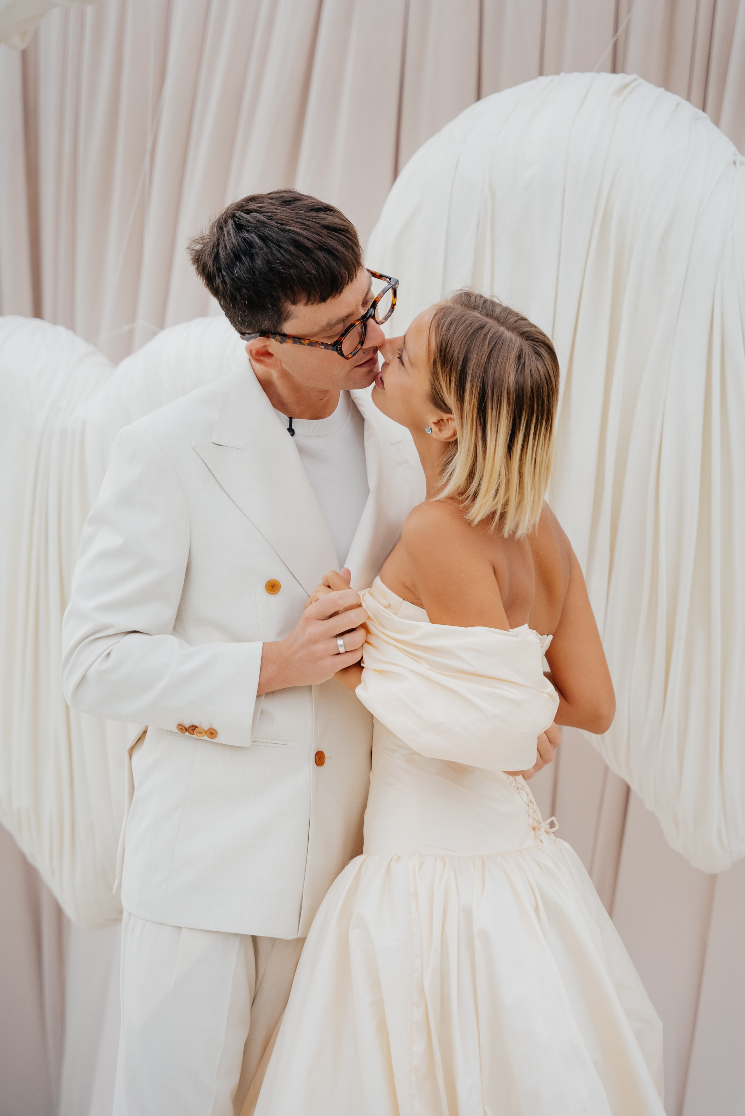WEDDING. Akkanatart.kz