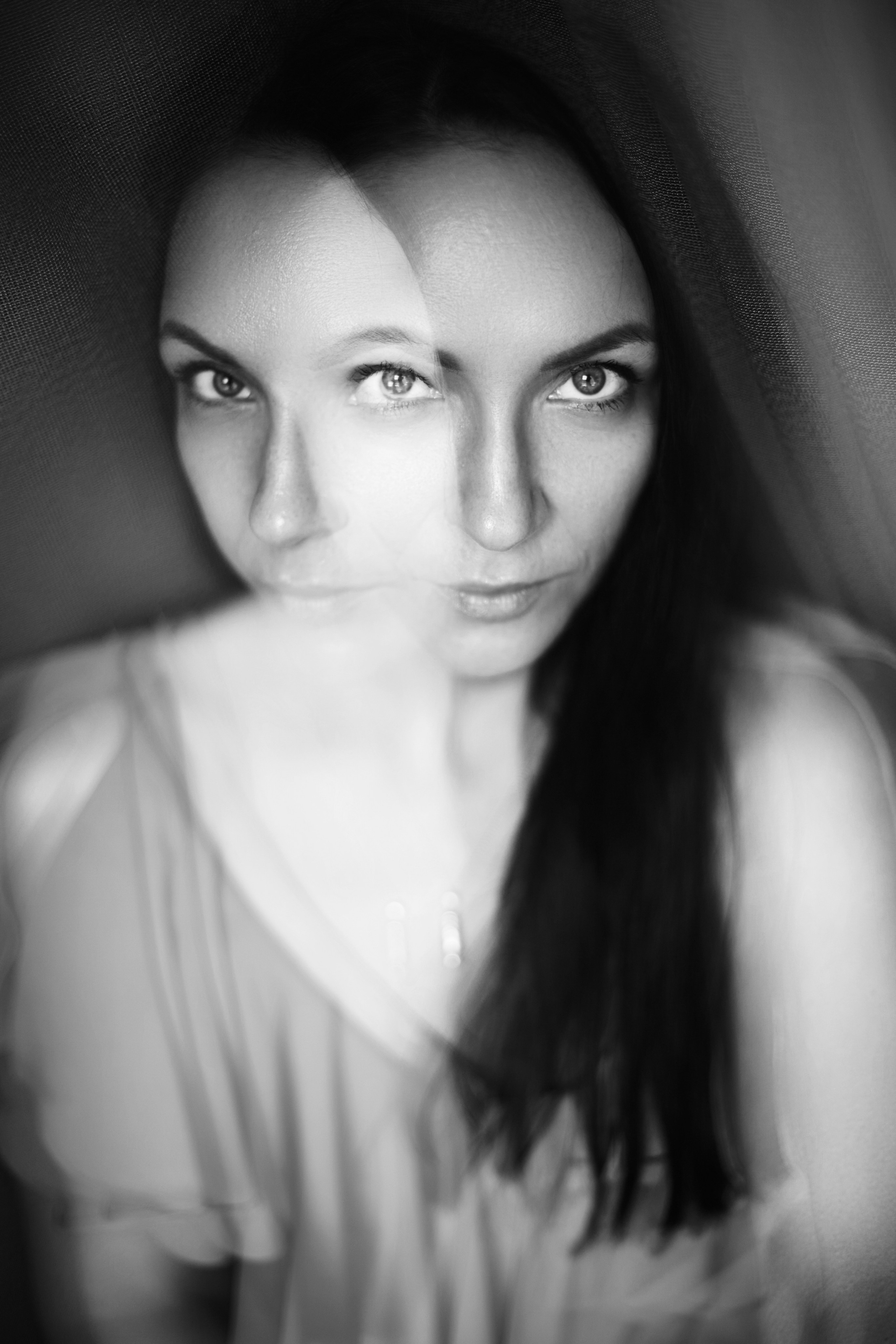 Яна. Сексолог и психолог. Портретный и эротический фотограф Ирина Подборская (18+)