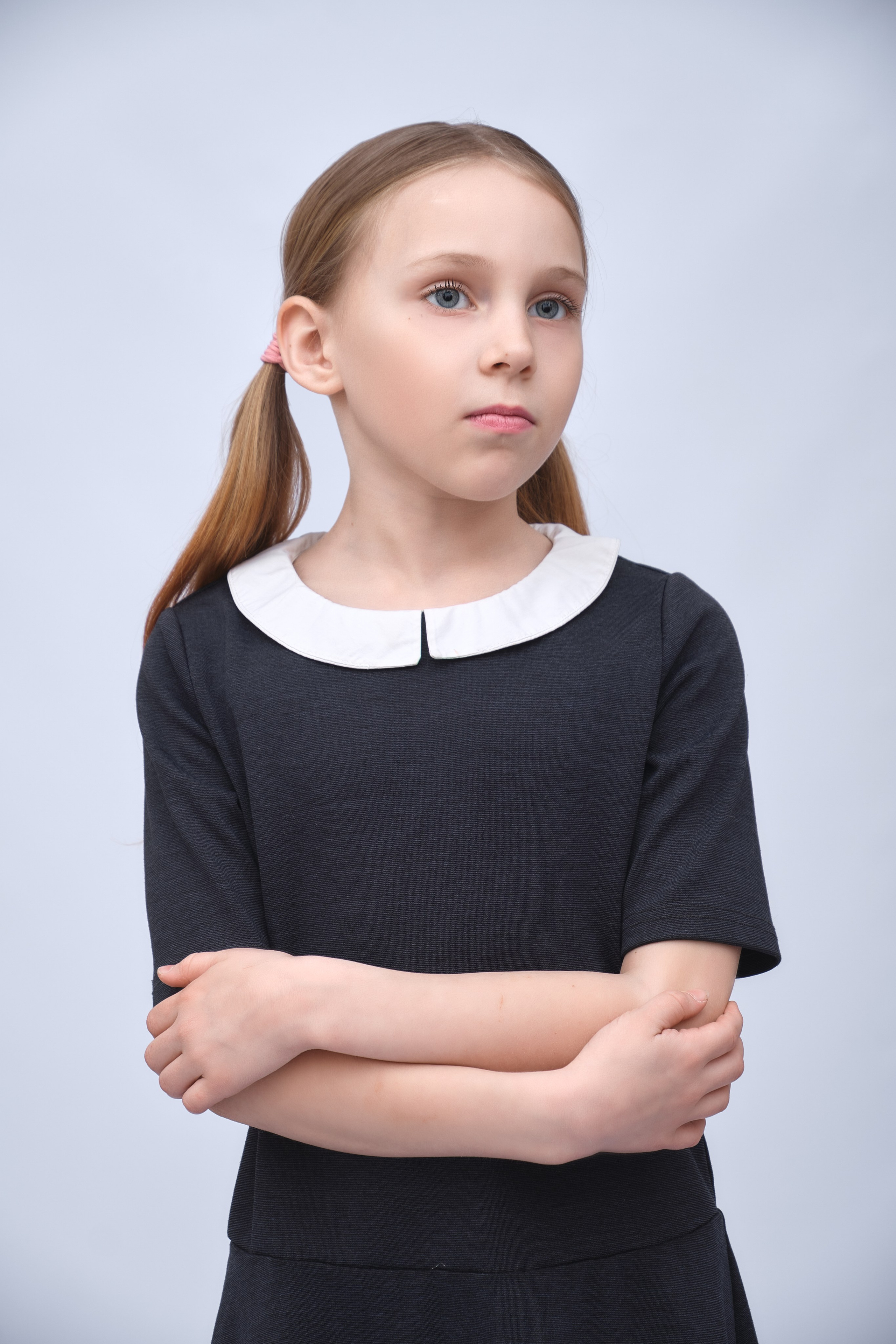 Для каталога на фоне (с моделью). Семейный и женский фотограф в Новомосковске и Узловой Михеева Татьяна