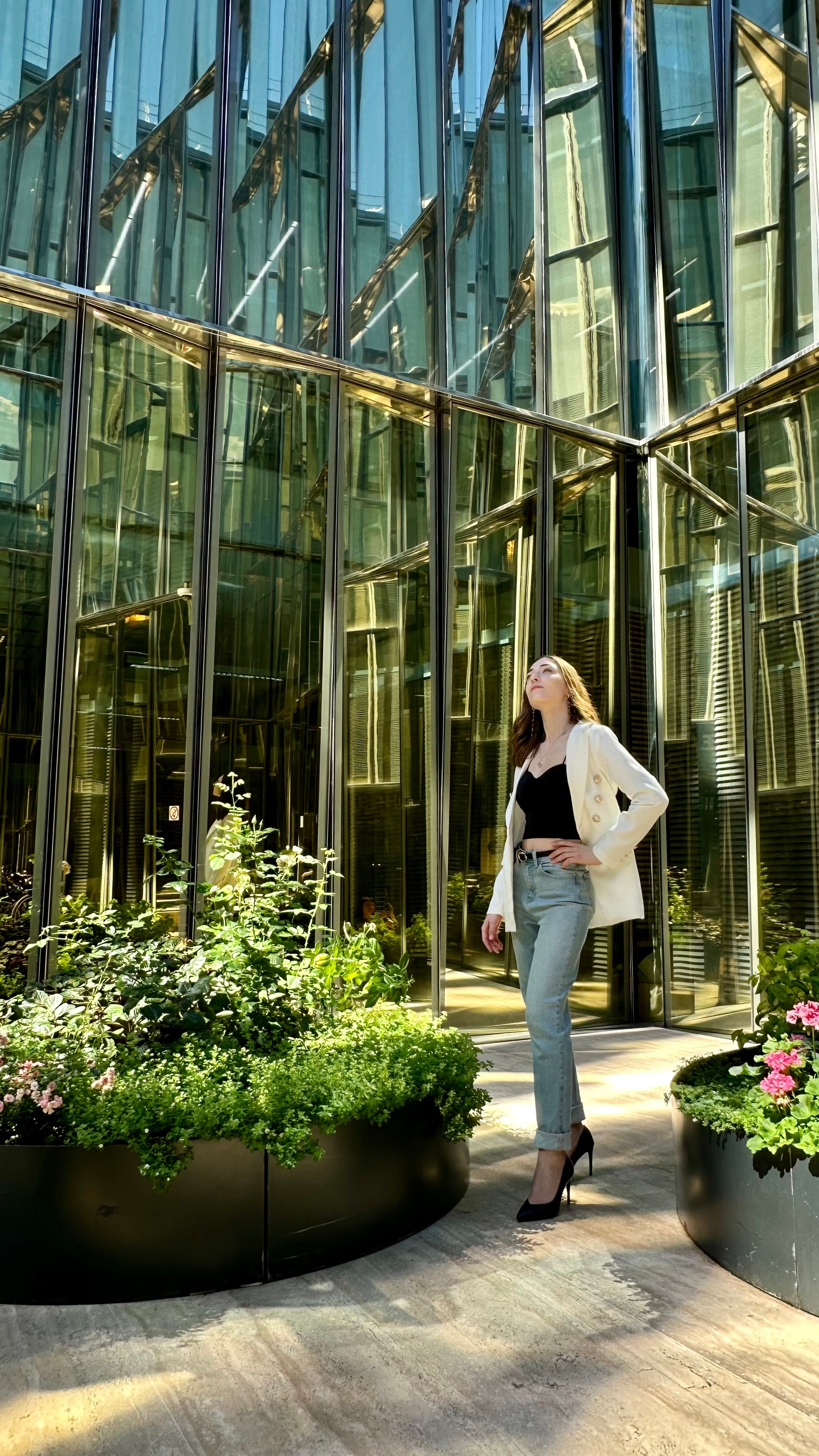 Прогулка Астория — Зеркальный дворик — Новая Голландия. КОНТЕНТ |БРЕНД фотограф Санкт-Петербург — Жанна Олтаржевская