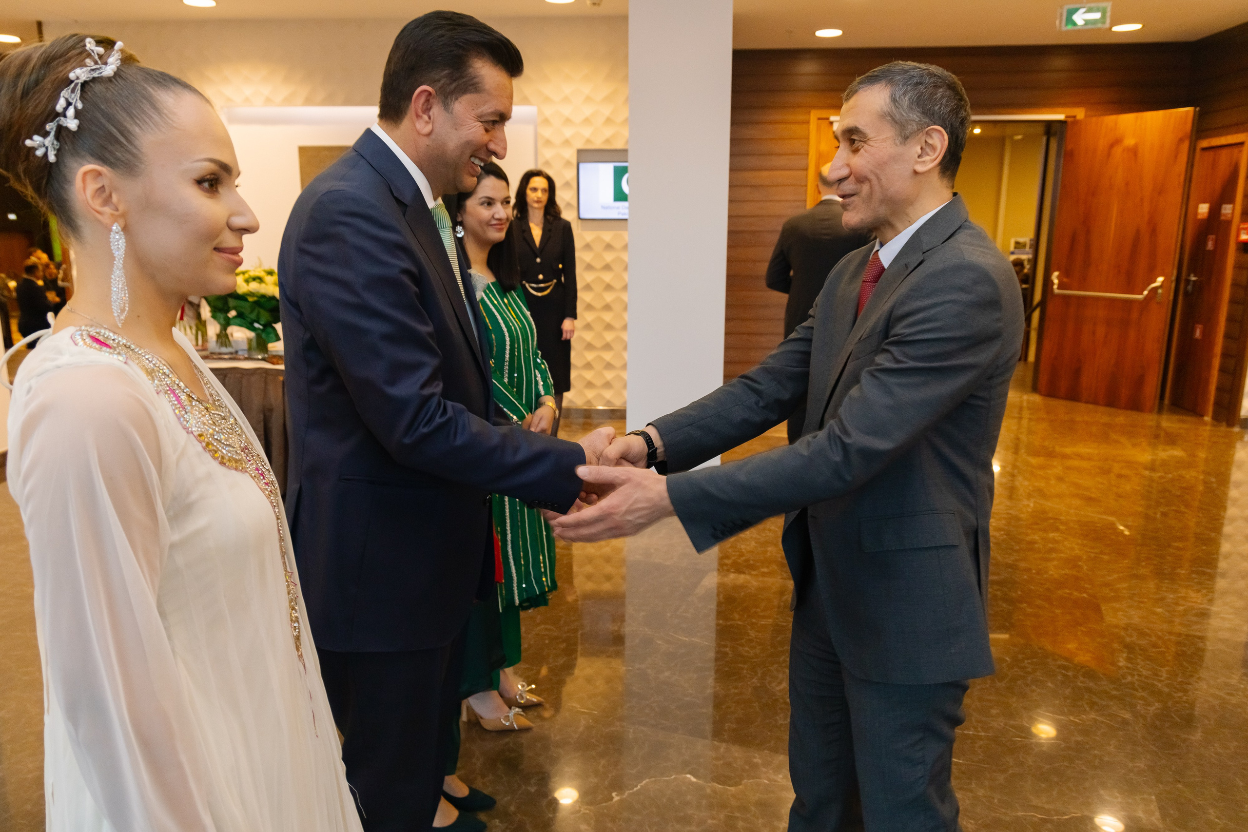 Фотосъемка делегации Пакистана в Беларуси в отеле Марриотт. Свадебный фотограф в Минске/Беларуси Сергей Спиридонов