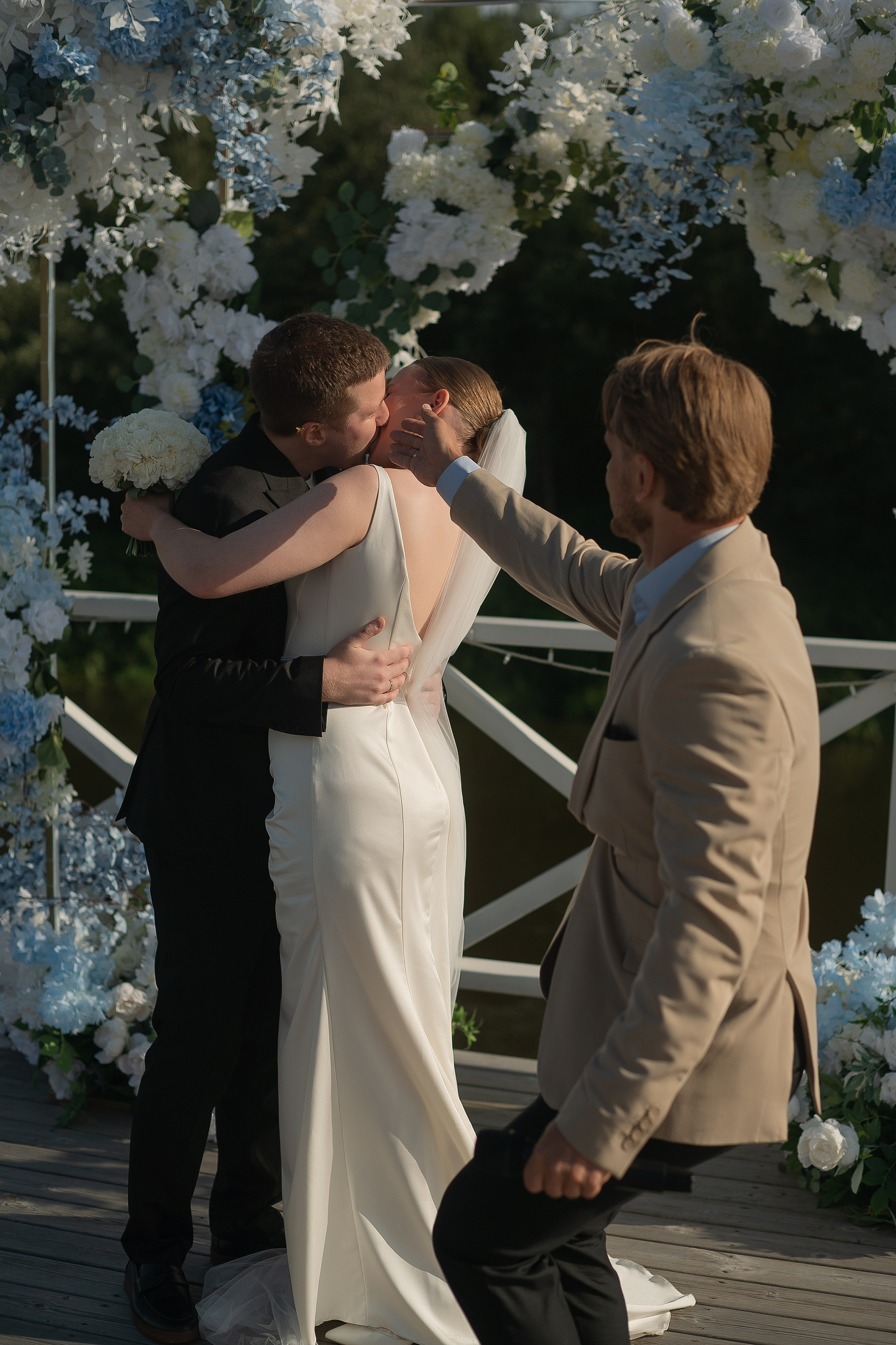 Свадебная рэп бабушка. Свадебный фотограф в Ярославле Денис Медоваров