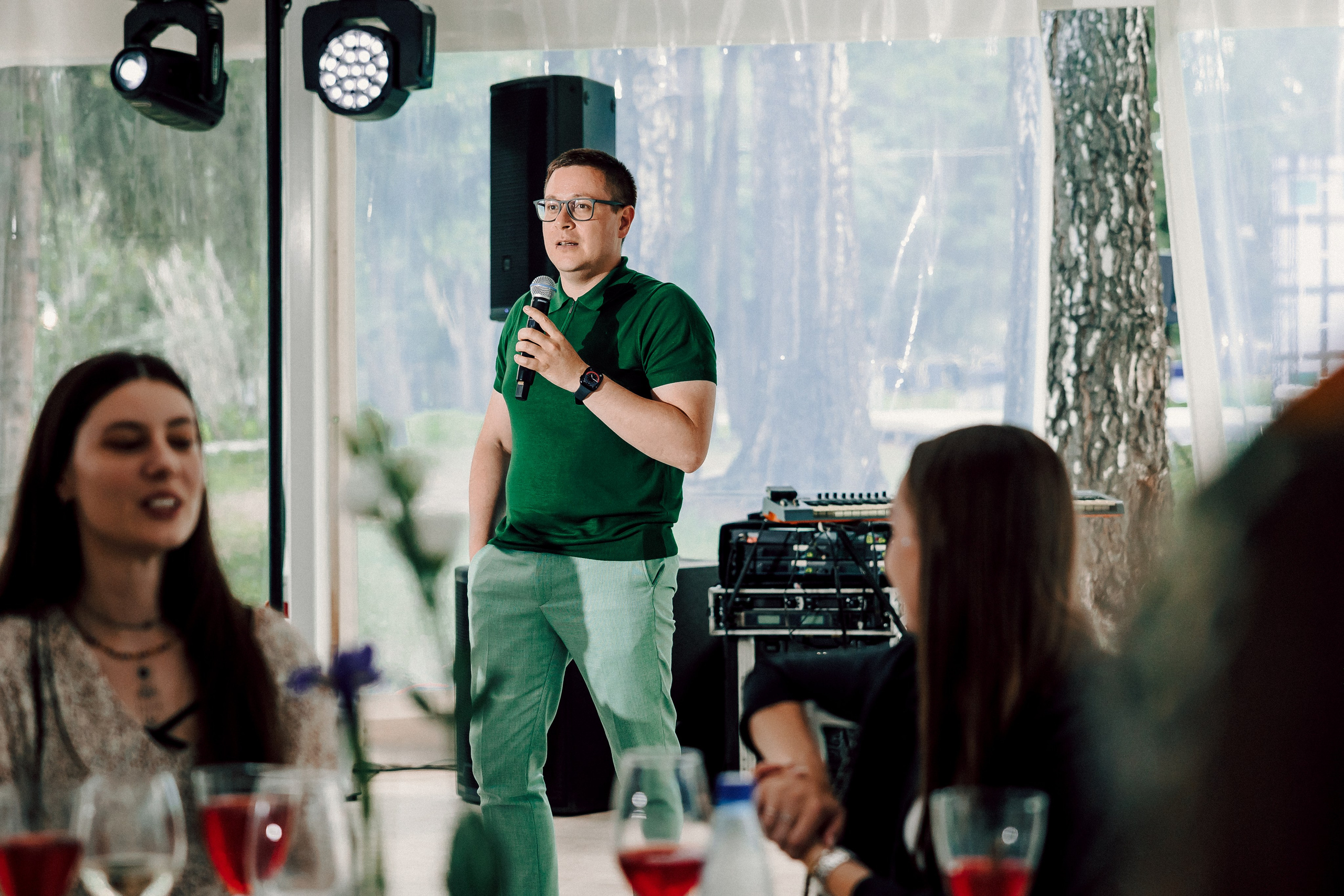 УММ2 — Летний корпоратив. Лёшка Варзегов — фотограф