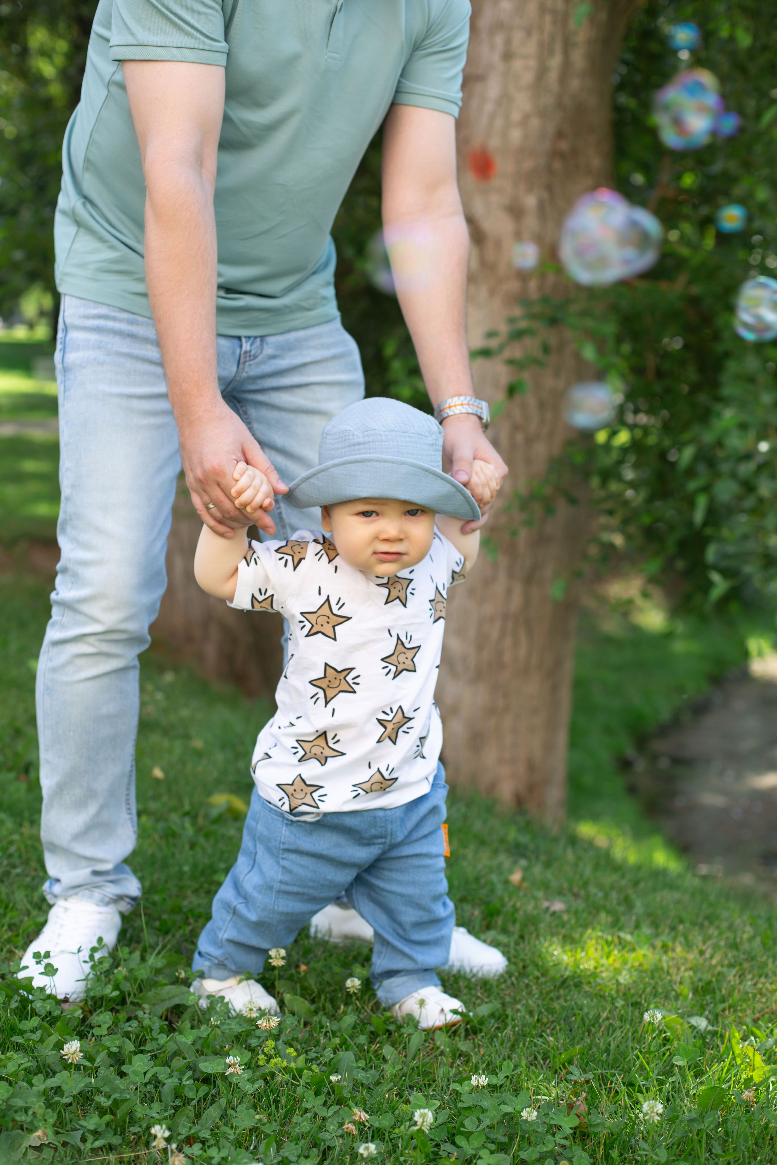 Семейная фотосессия Святослава в парке. Семейный и детский фотограф Анна Петракова