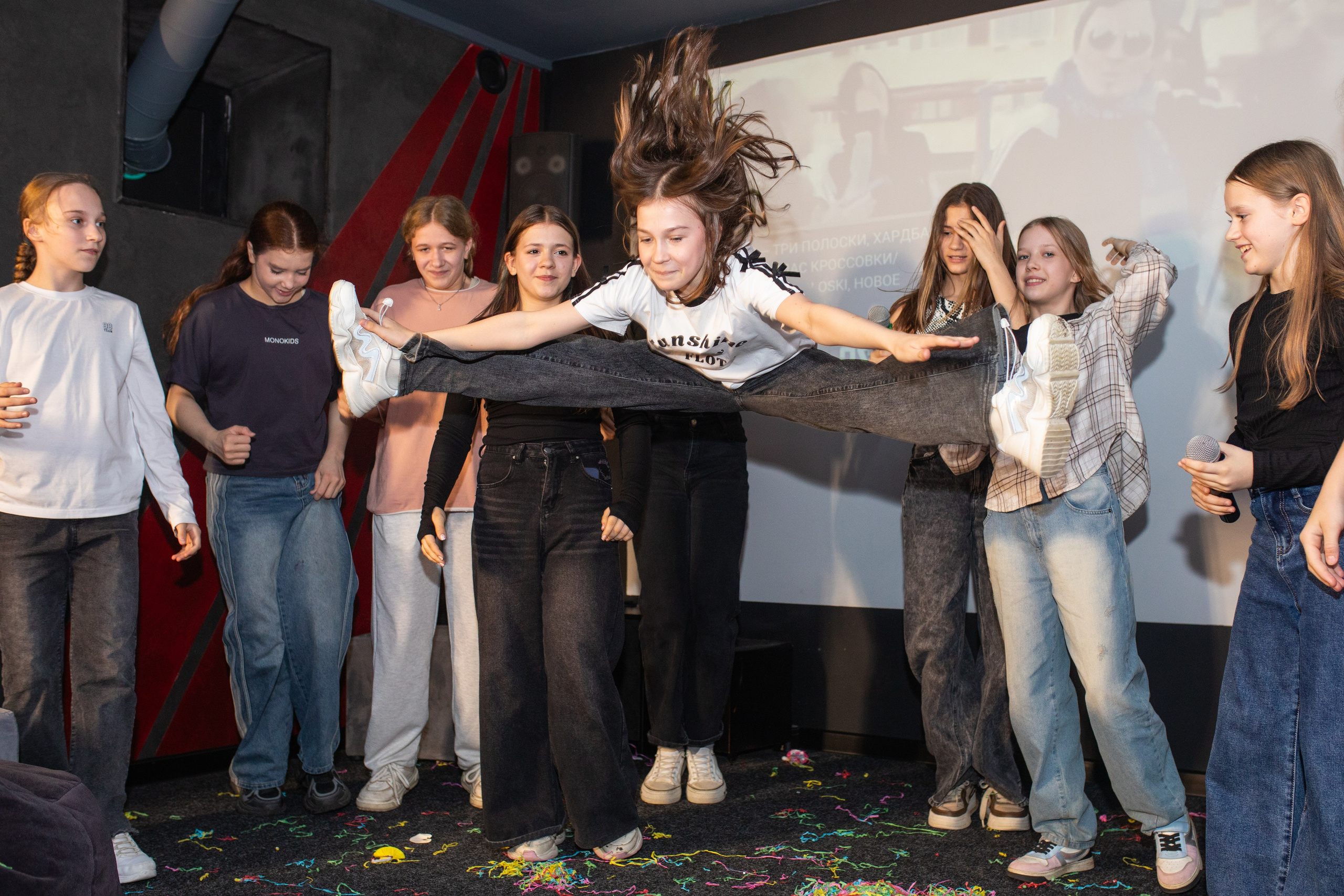 Кире 14! Караоке. Движуха. Тренды. Фотограф в Новосибирске Ася Зверева