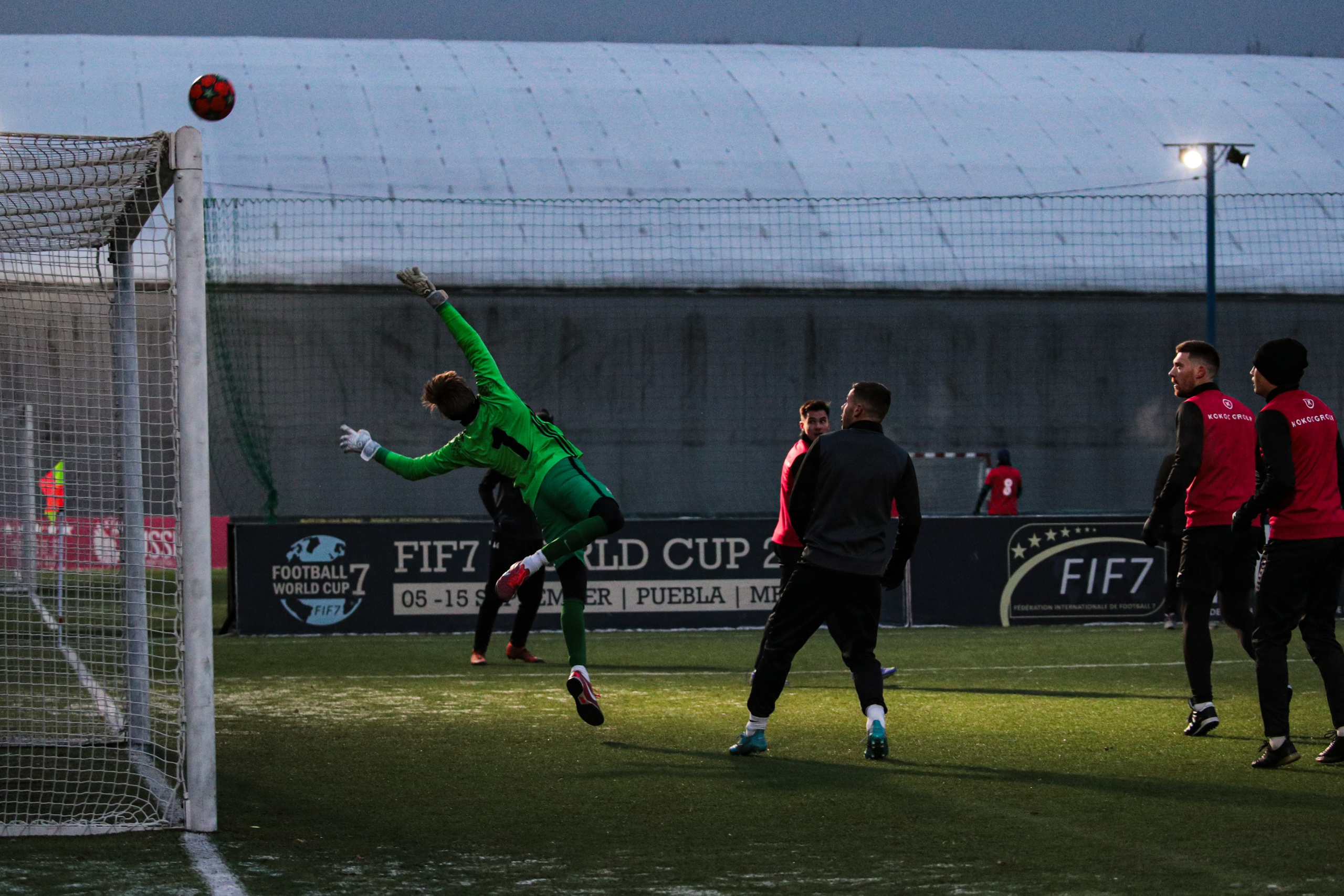 Футбол, ЛФЛ. Фотограф в Москве портреты | репортажи | спорт