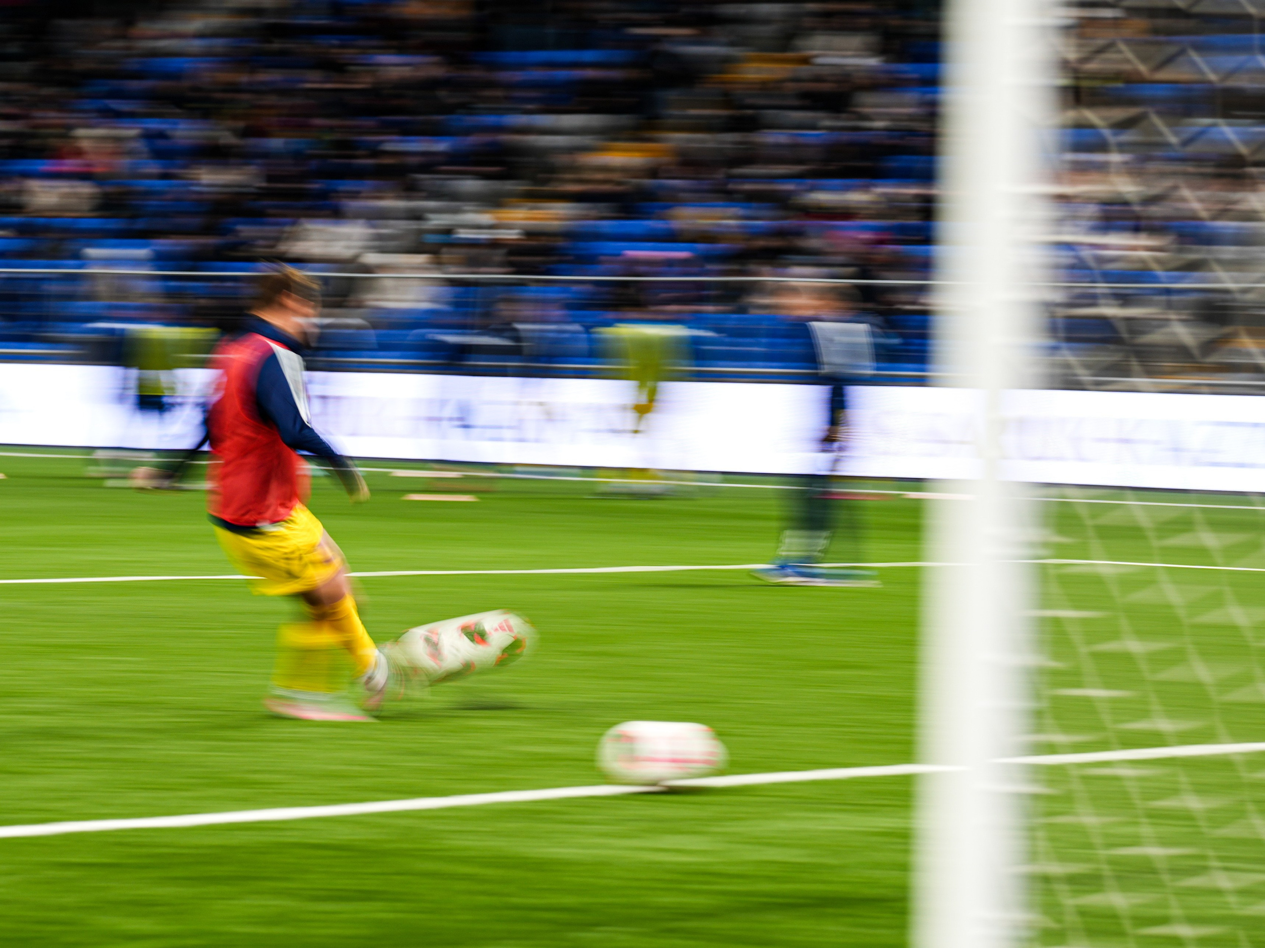 FC ASTANA. Здравствуйте Меня зовут Берден Ансар, Я профессиональный фотограф