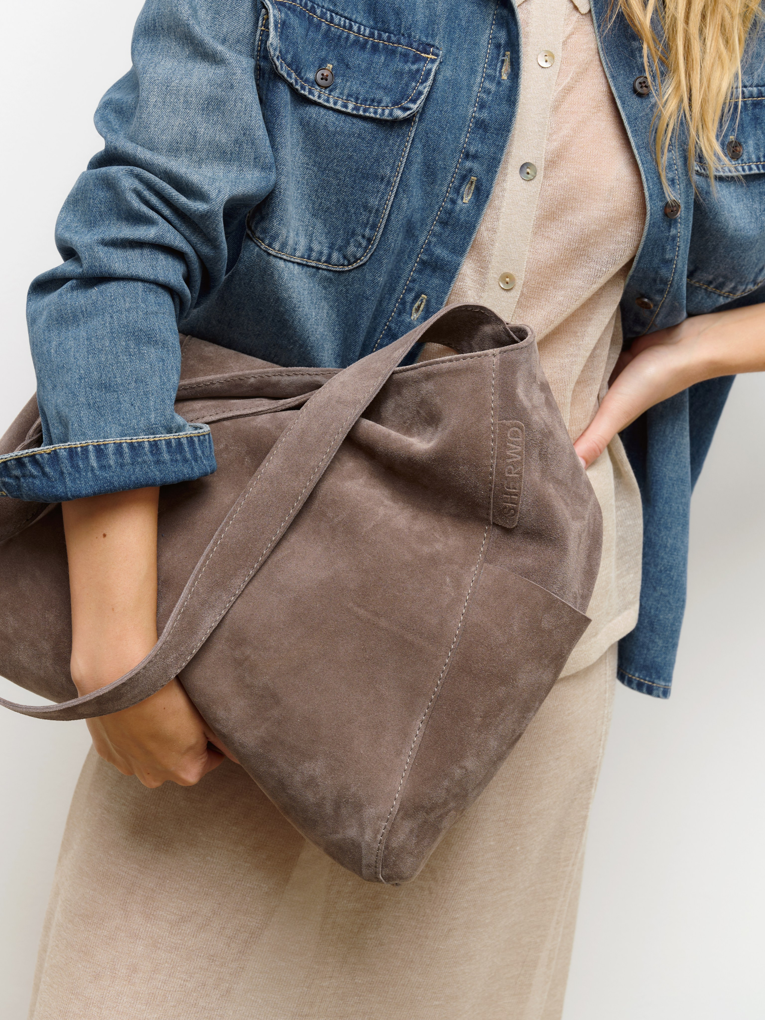 Каталог для бренда SHERWD. Fashion фотограф в Москве Ксения Чупрунова