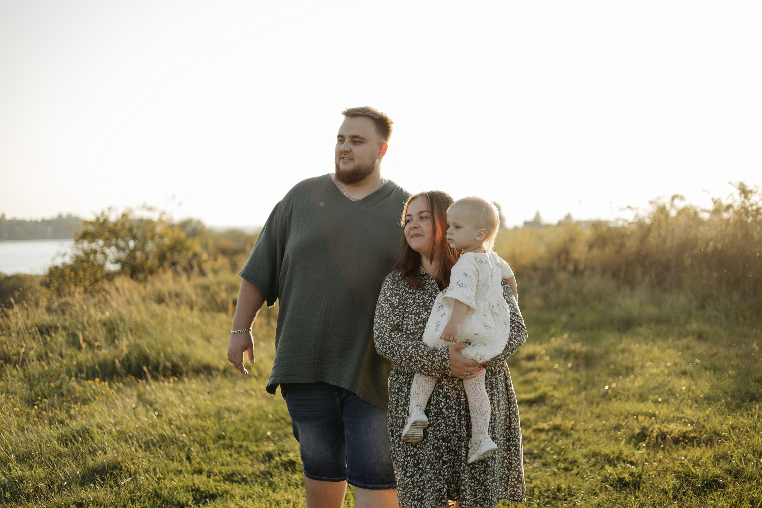 Катя, Илья и Василиса. Свадебный фотограф в Пскове и Санкт-Петербурге | Анна Голикова
