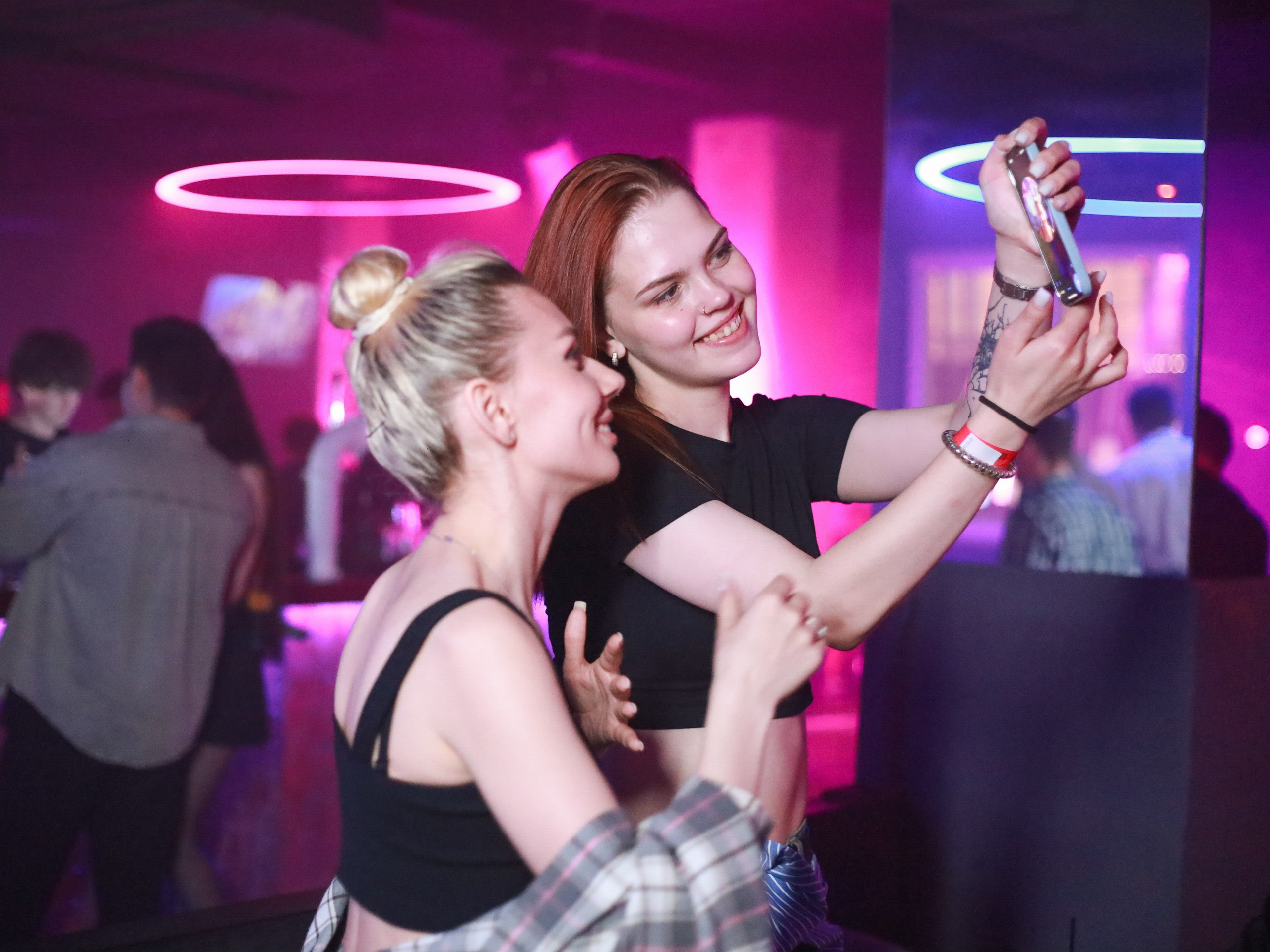 Клуб Резиденция лучшее. Контакты