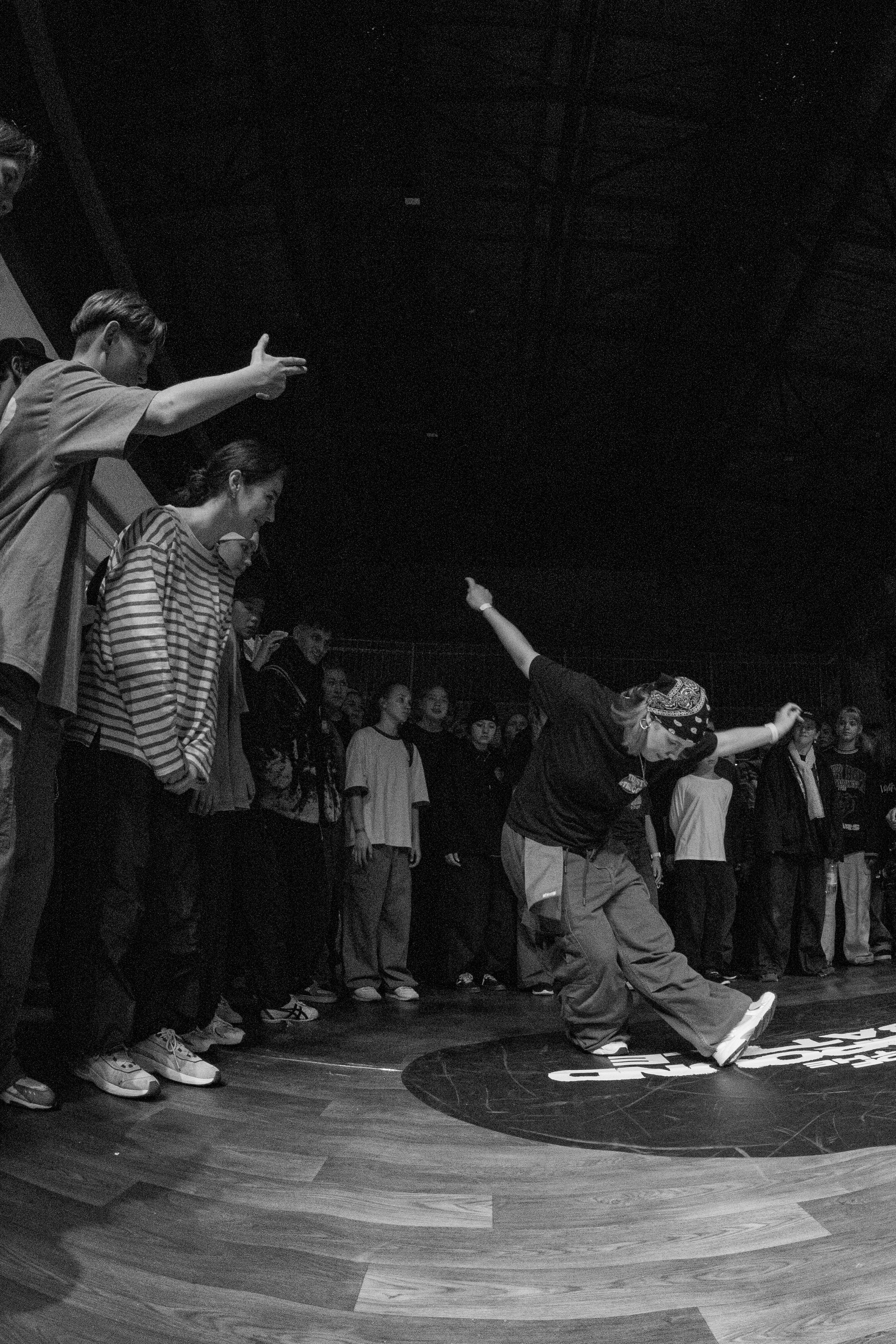 LORDS OF THE UNDERGROUND 27/10/25 (@youlovebu). Соня бу тебя сфоткала