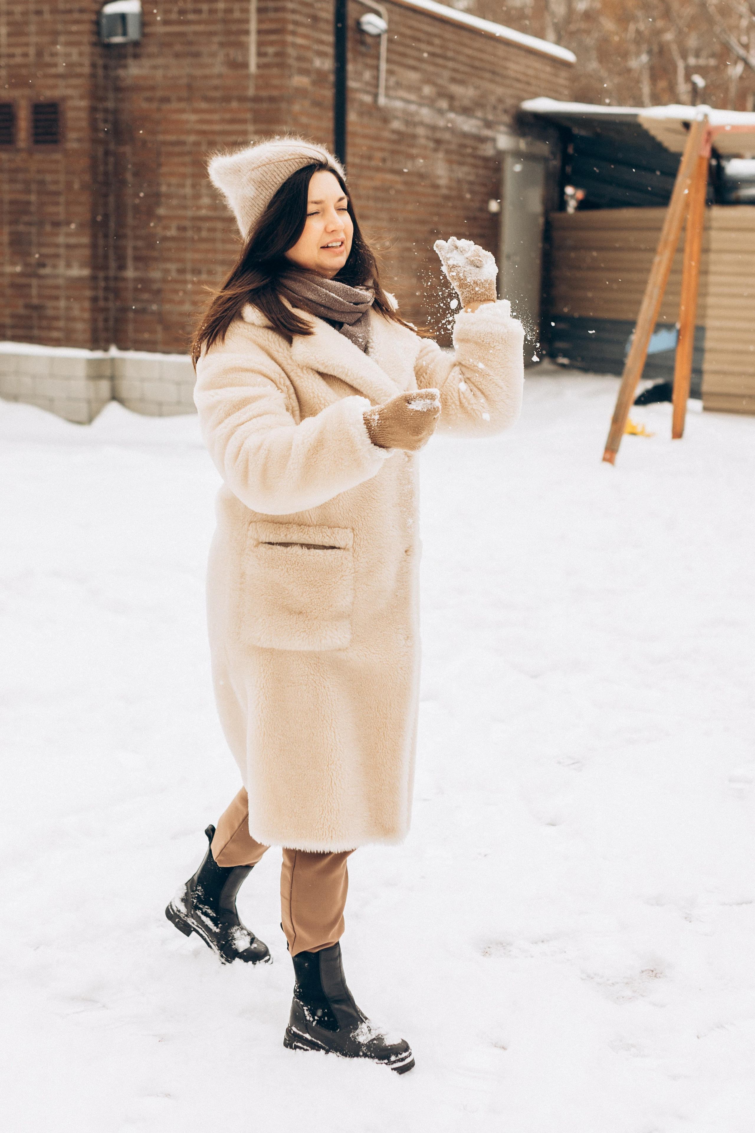 Прогулка в городе. Семейный фотограф lifestyle в Новосибирске Елена Шпилевая