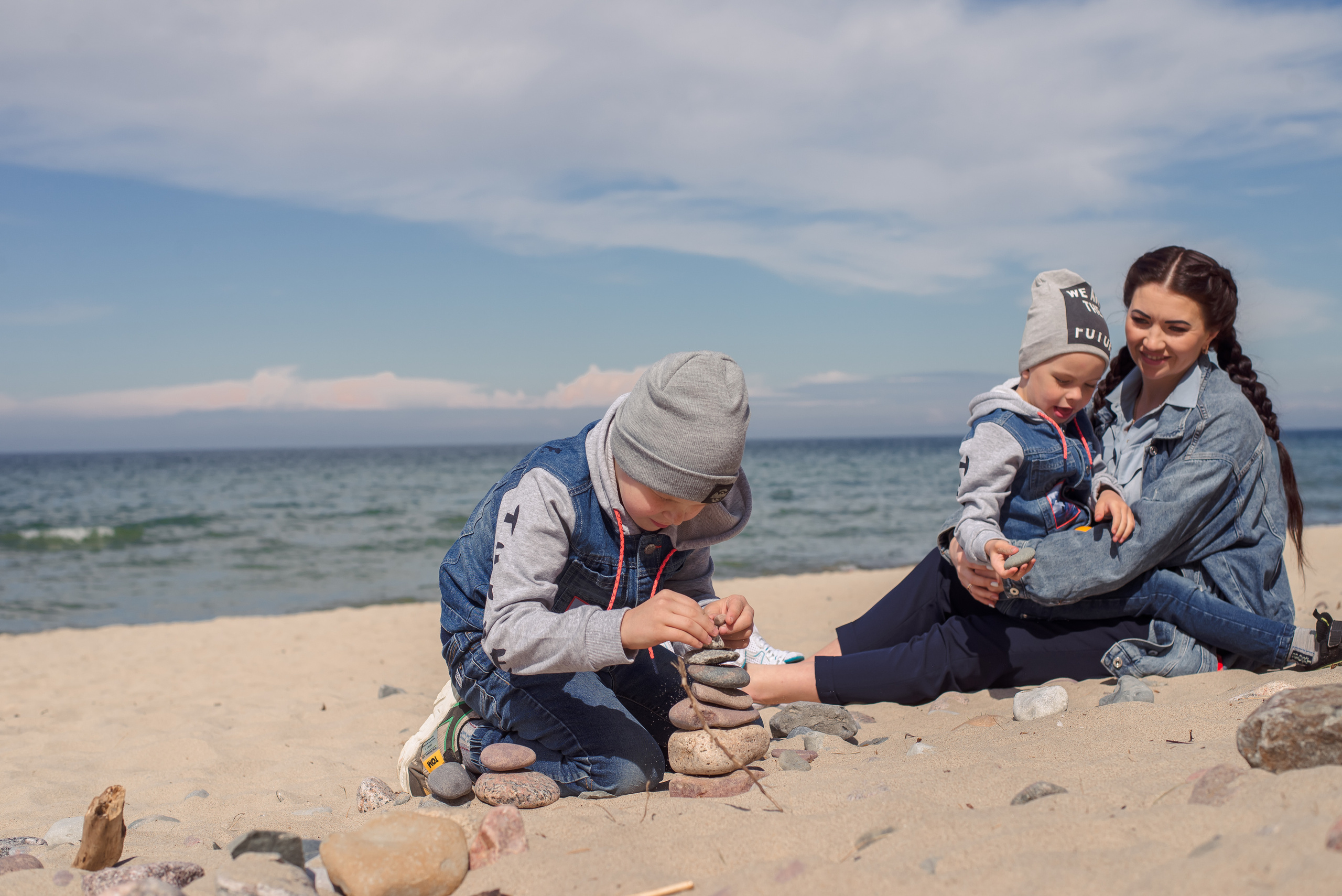 Семейная фотопрогулка на море. Свадебный фотограф  Калининград | Москва|