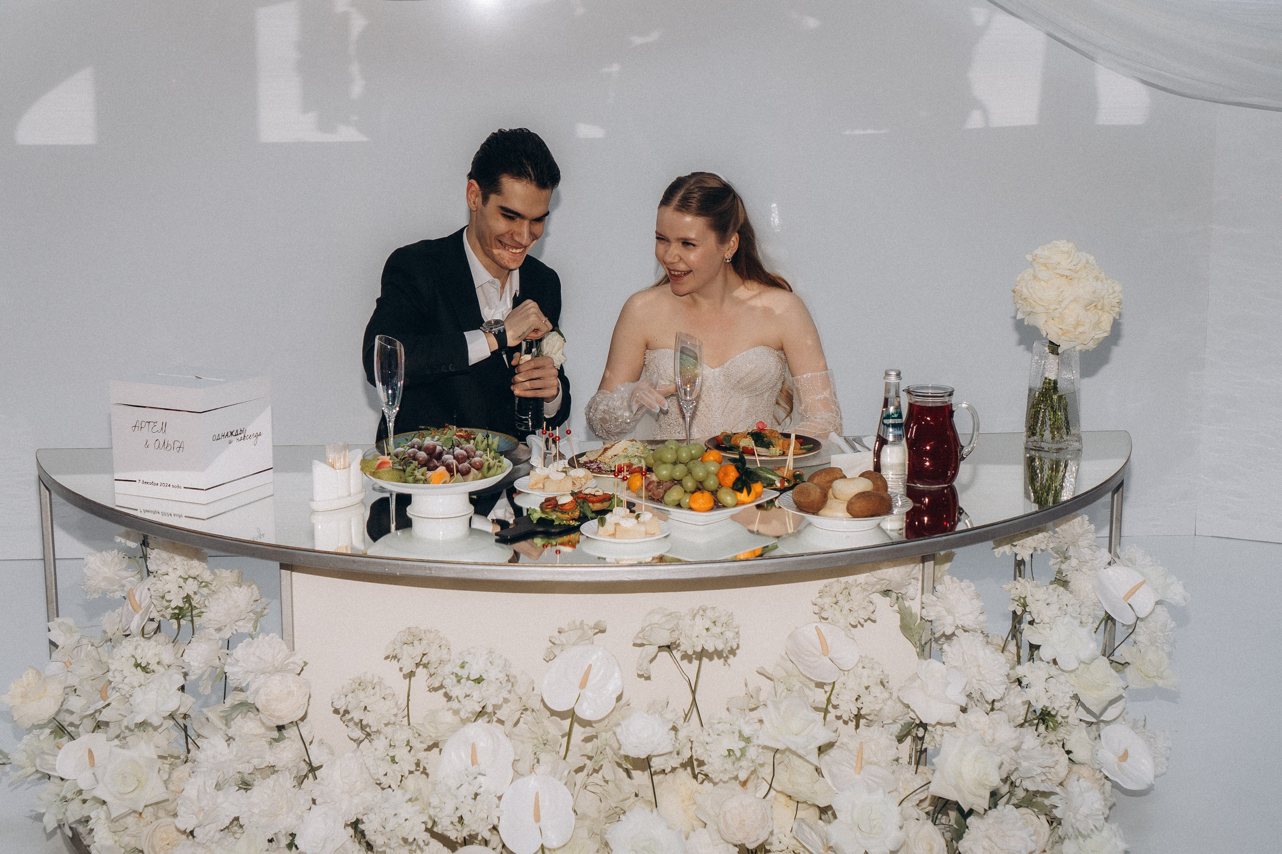 СЬЕМКА СВАДЕБНОГО БАНКЕТА (СНЯТО В СИБИРЕ В НИЖНЕВАРТОВСКЕ). Профессиональный фотограф, Санкт-Петербург — Виктория Богомолова