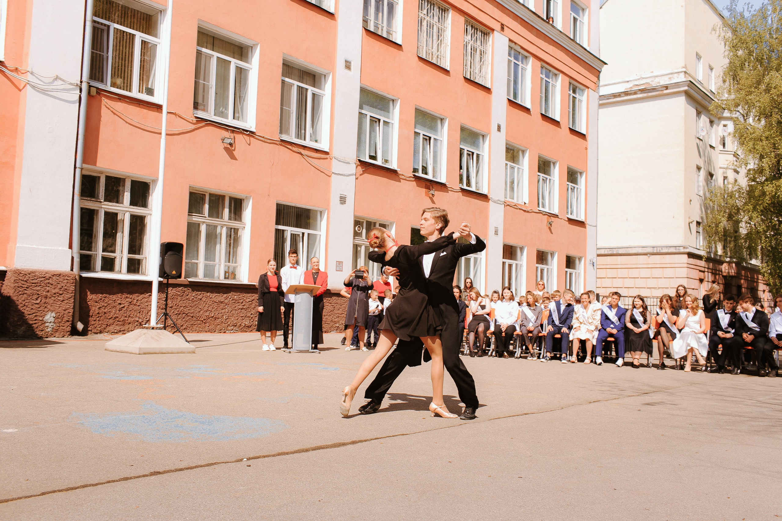 Портфолио фотографа на последний звонок. Свадебный и репортажный фотограф в Ярославле и Санкт-Петербурге Роман Микрюков