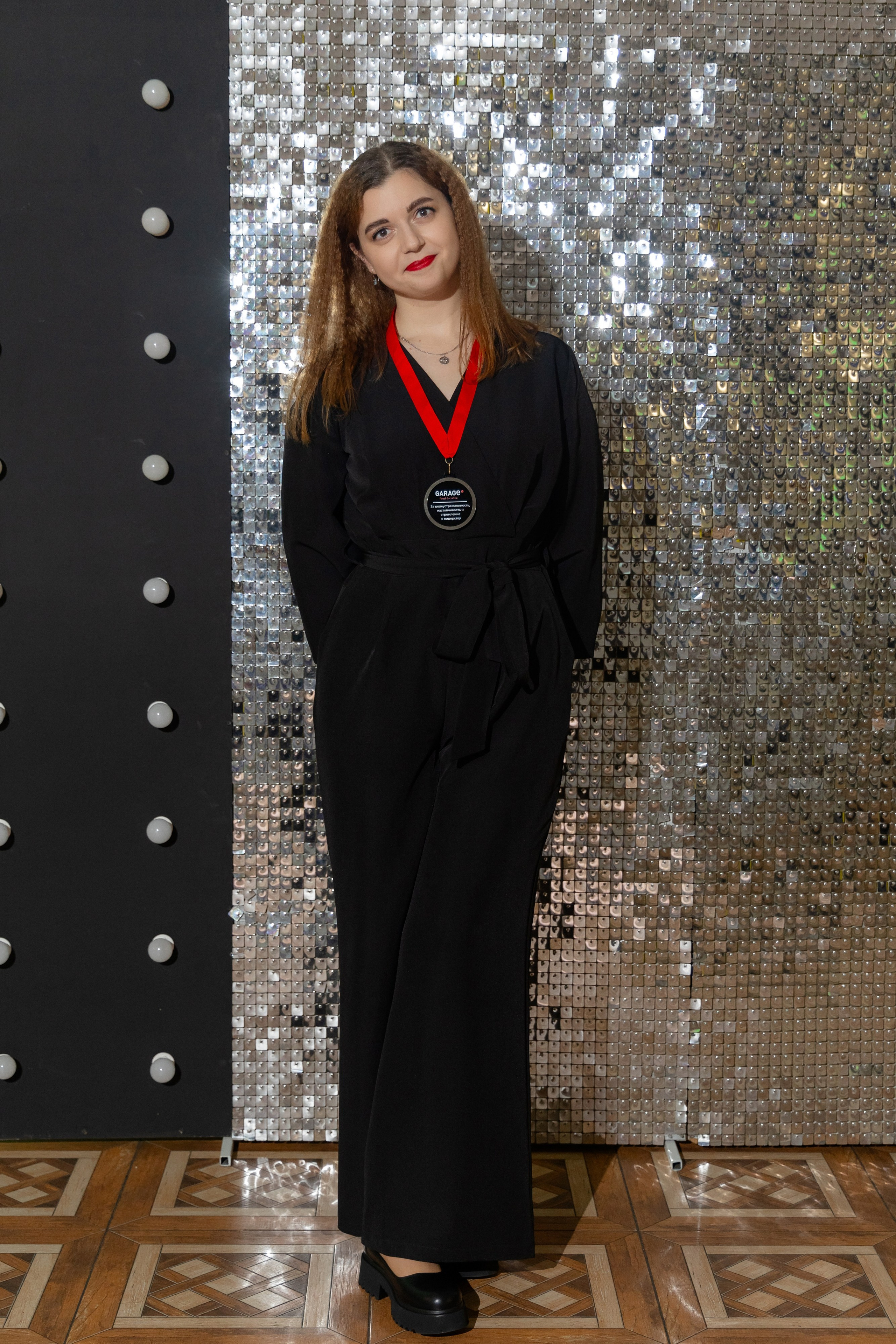 Корпоративная фотосъемка для кафе GARAGE | Новый год 2025 | Минск. Свадебный фотограф в Минске/Беларуси Сергей Спиридонов