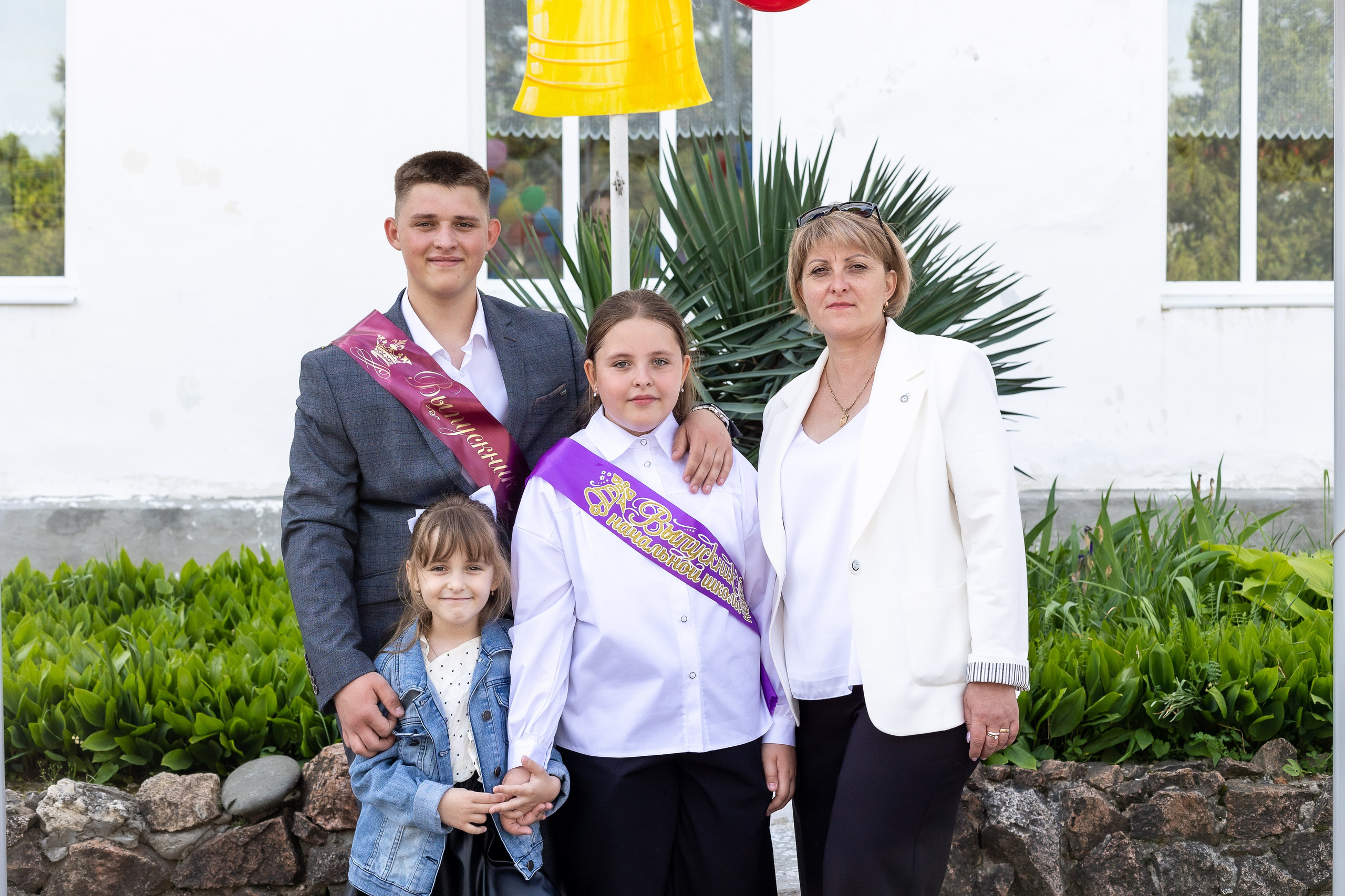 Последний звонок. Выпускные альбомы Майкоп, Краснодар Елена Золотарева