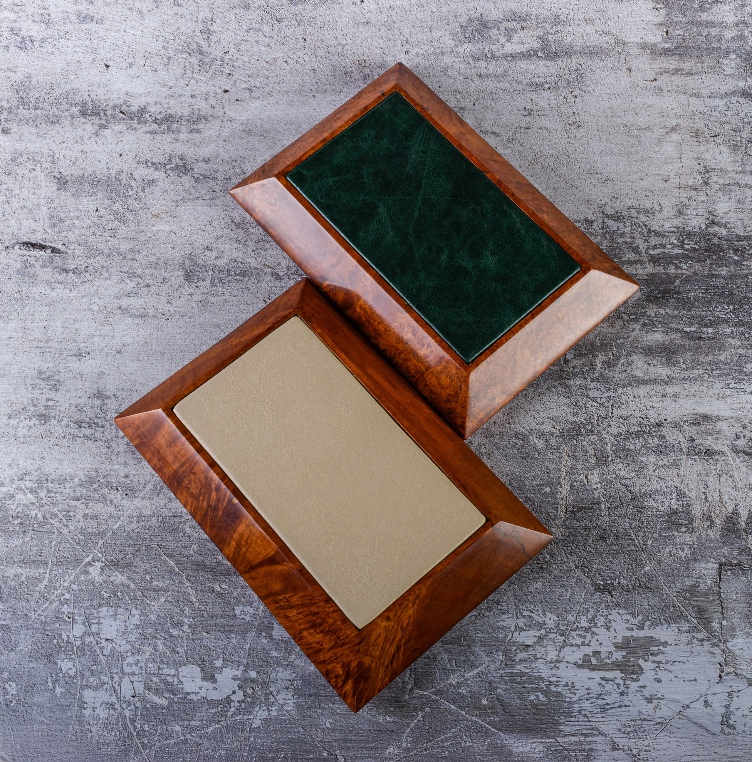 Съёмка беспроводных элитных зарядных. Предметный, рекламный, ювелирный фотограф в Москве