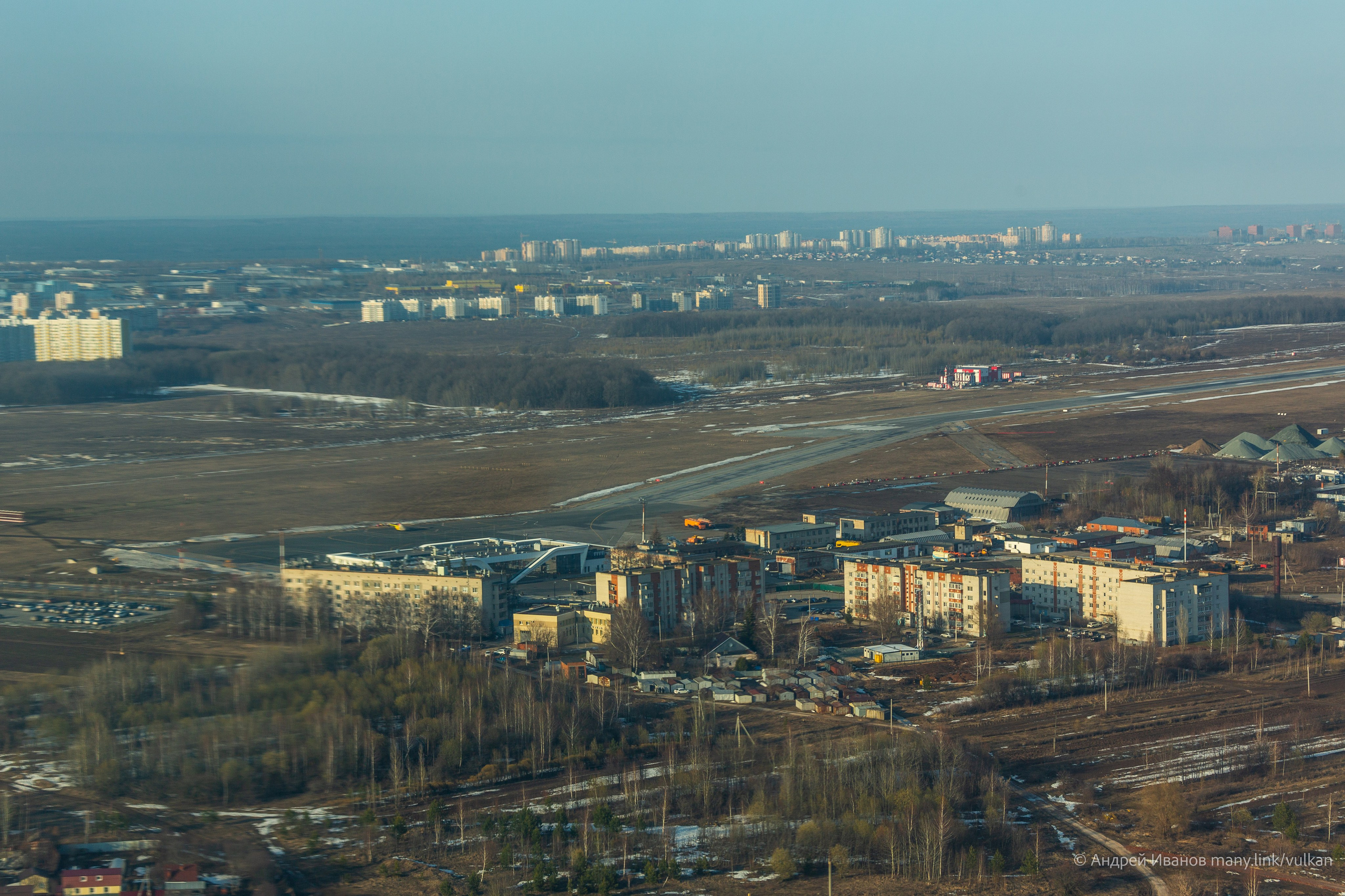 Перелёт на Байконур в 2026 г на самолётах АОН. Фотоальбом показывающий увлекательный мир авиации и мир медведей Андрея Иванова