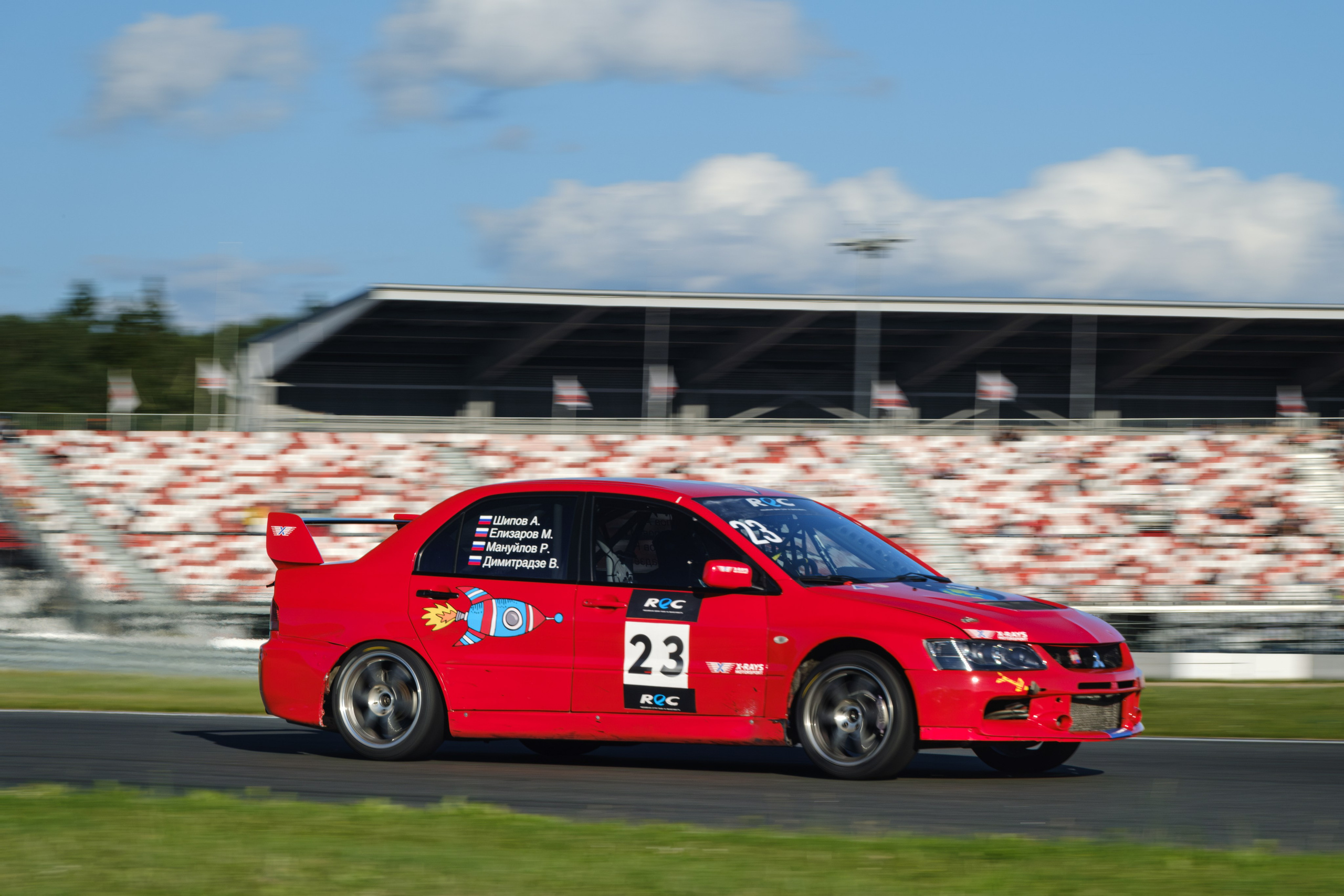 Российская серия гонок на выносливость. Авто и мотоспорт — фотограф Антон Медведев iCoguar