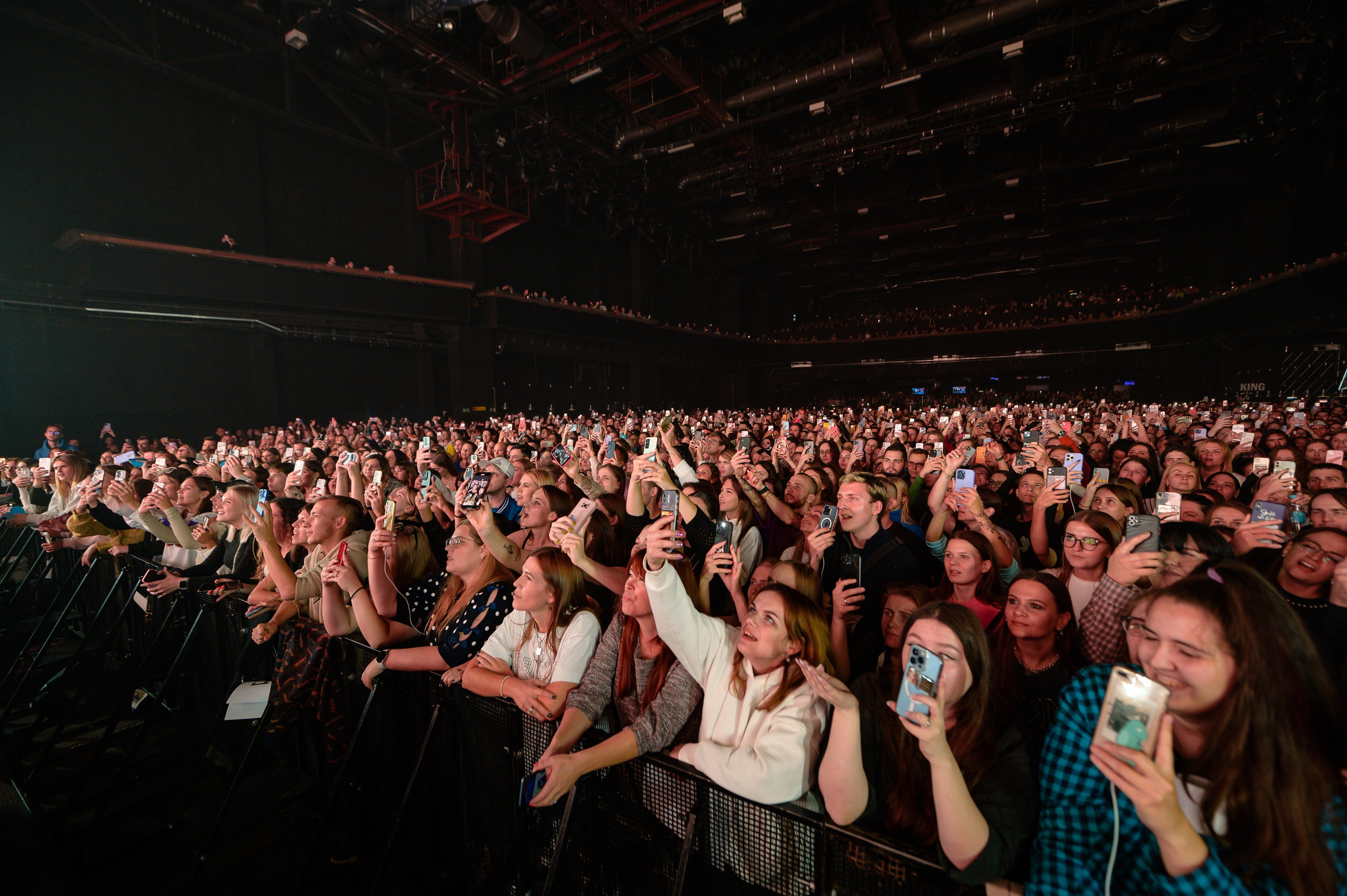 MARY GU. РЕПОРТАЖНЫЙ И БИЗНЕС ФОТОГРАФ В МОСКВЕ, ЕГОР НИКОЛАЕВ