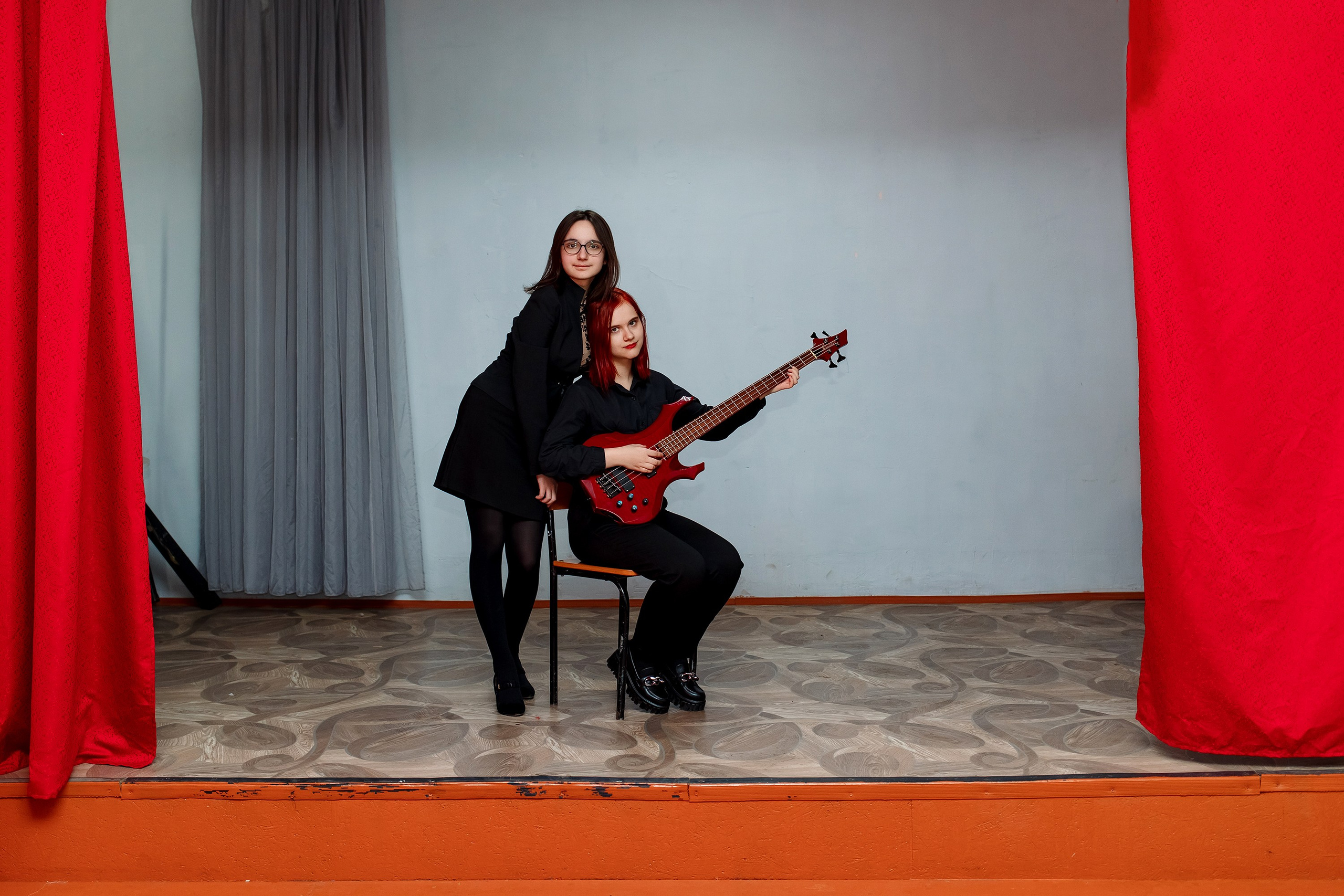 11 класс съемка в школе. Фотограф Любовь Корниенко, Примоский край