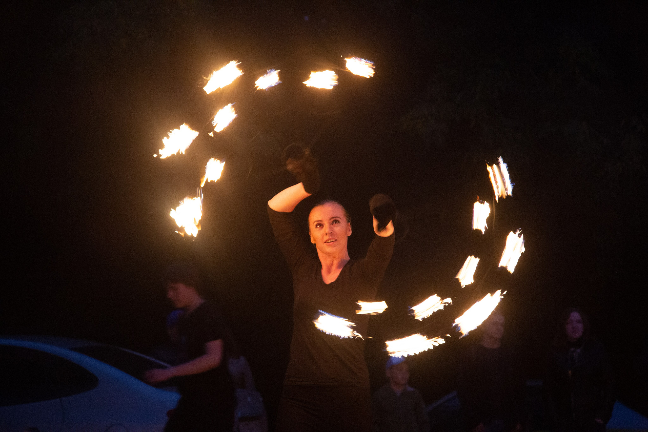 Огненное шоу в Перми. Фотограф Никита Попов. Фотограф Пермь. Фотосессия в фотостудии Перми и на свежем воздухе