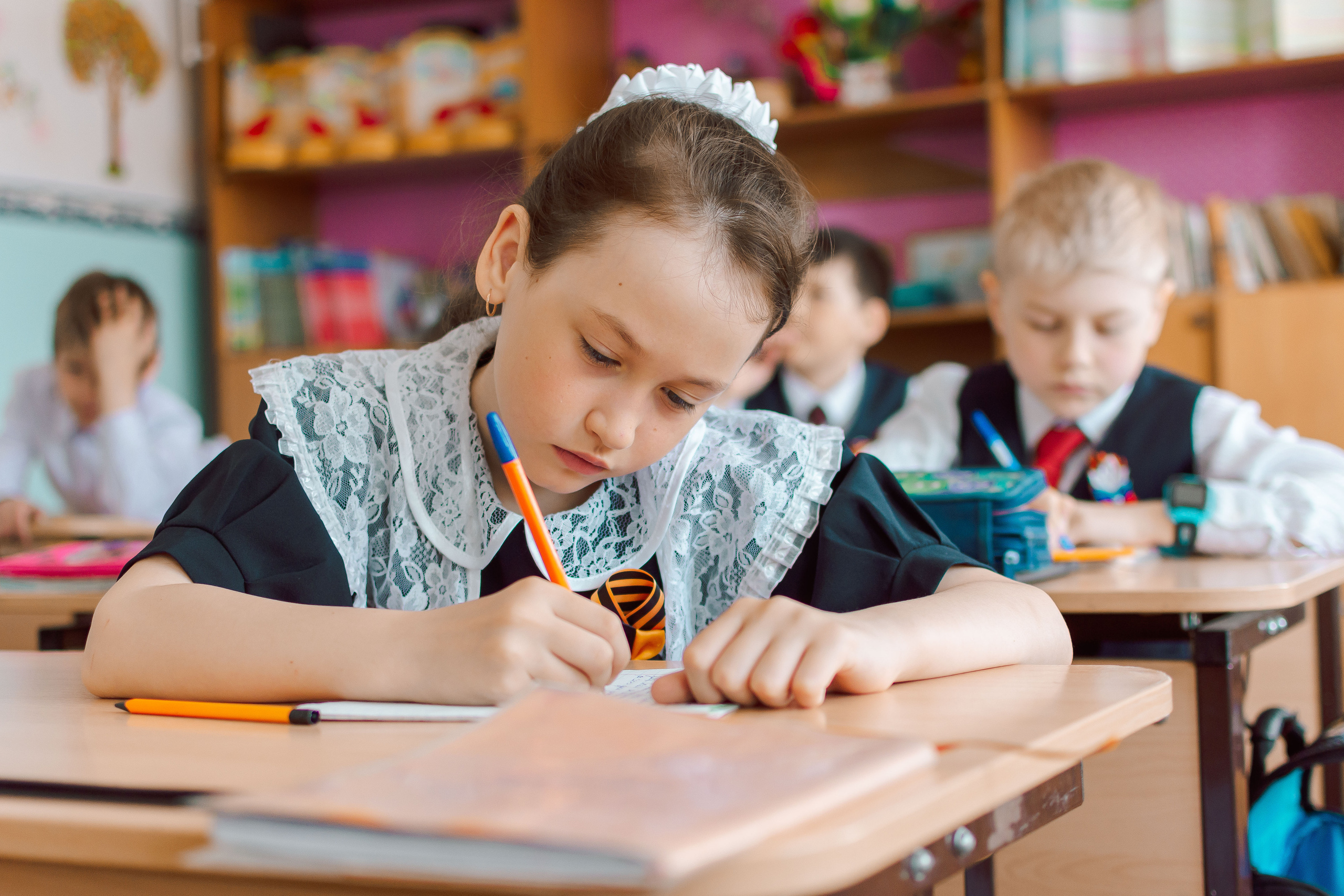 Школьные фотосессии. Школьный и детский фотограф в Новосибирской области