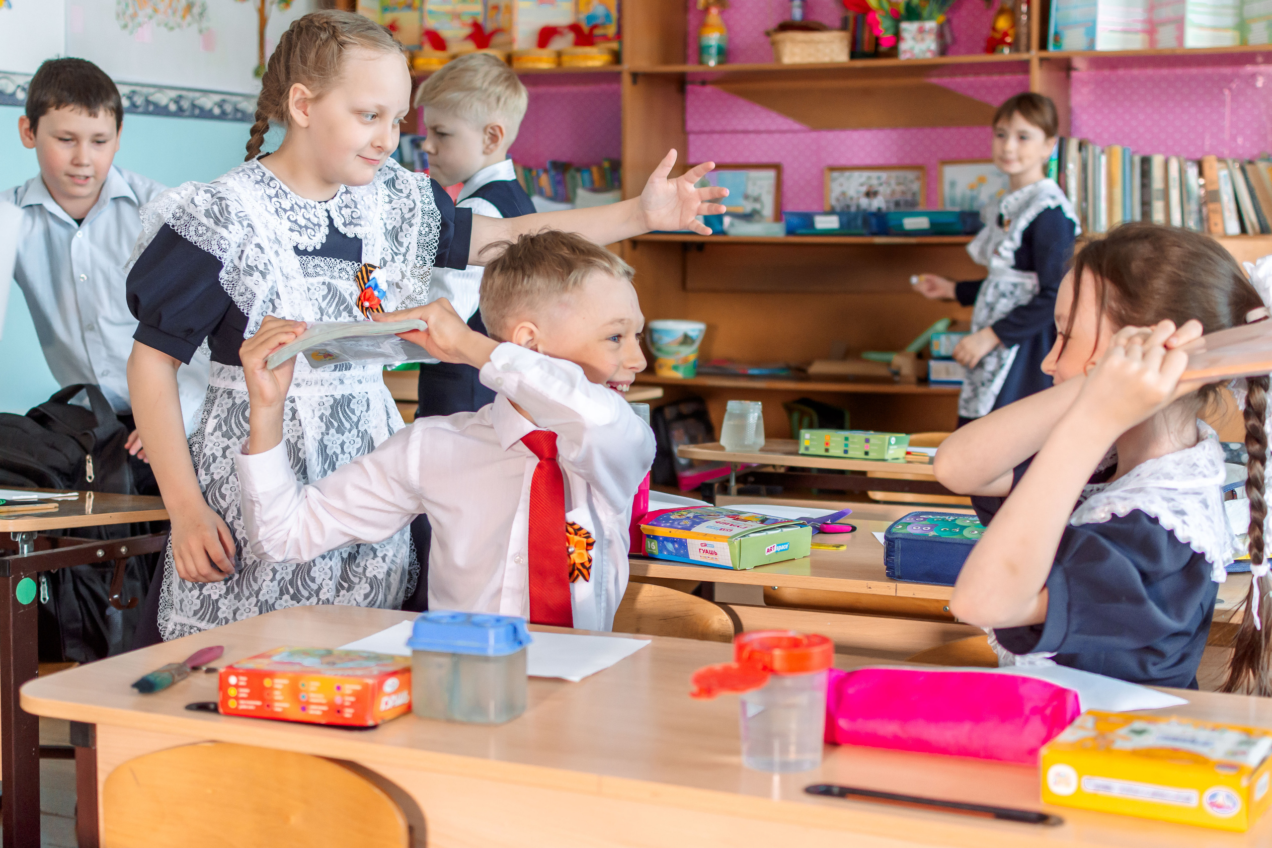 Школьные фотосессии. Школьный и детский фотограф в Новосибирской области
