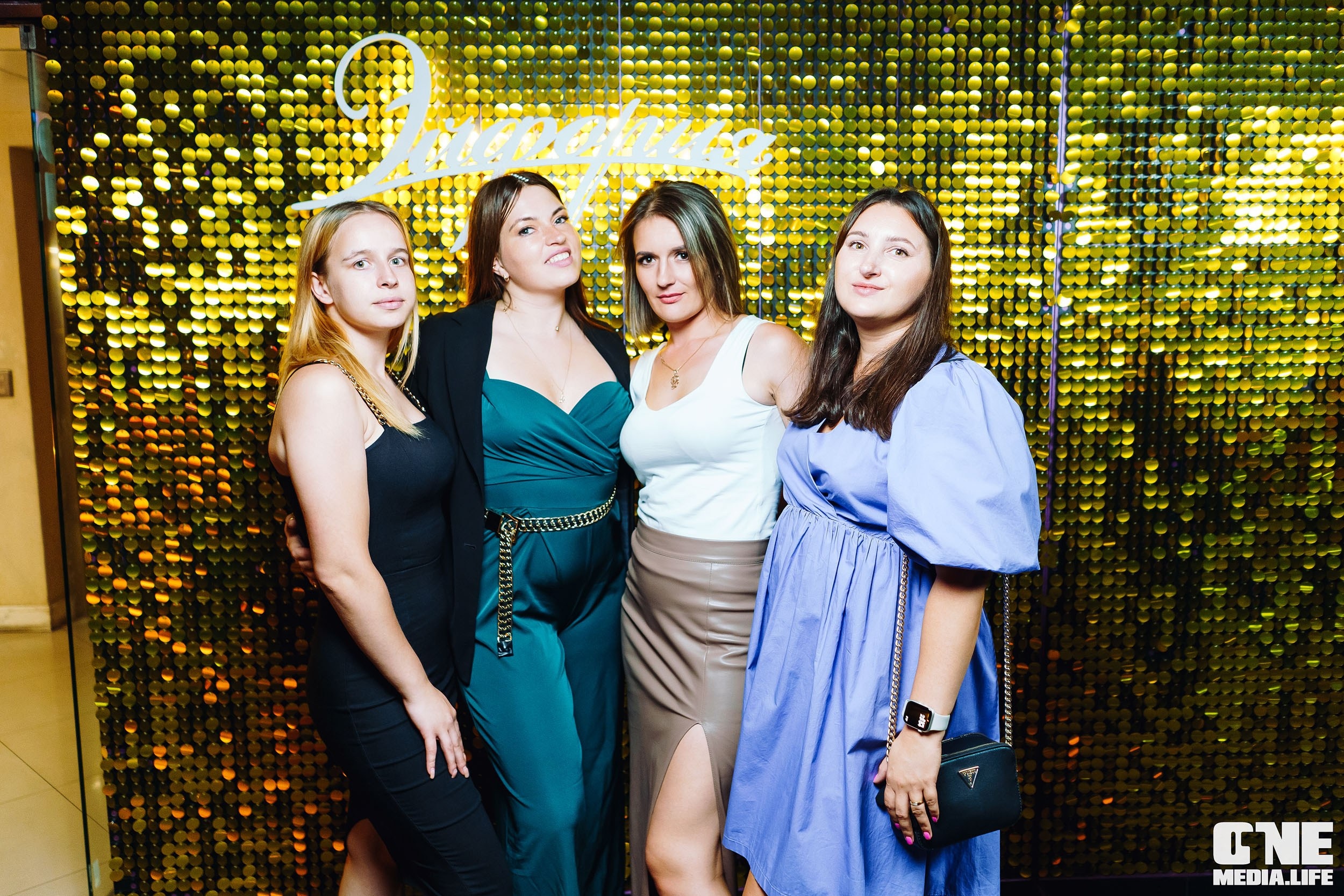 Фоторепортаж из караоке-клуба Эйфория. One Media Life: фоторепортажи, фотоотчеты с мероприятий и заведений