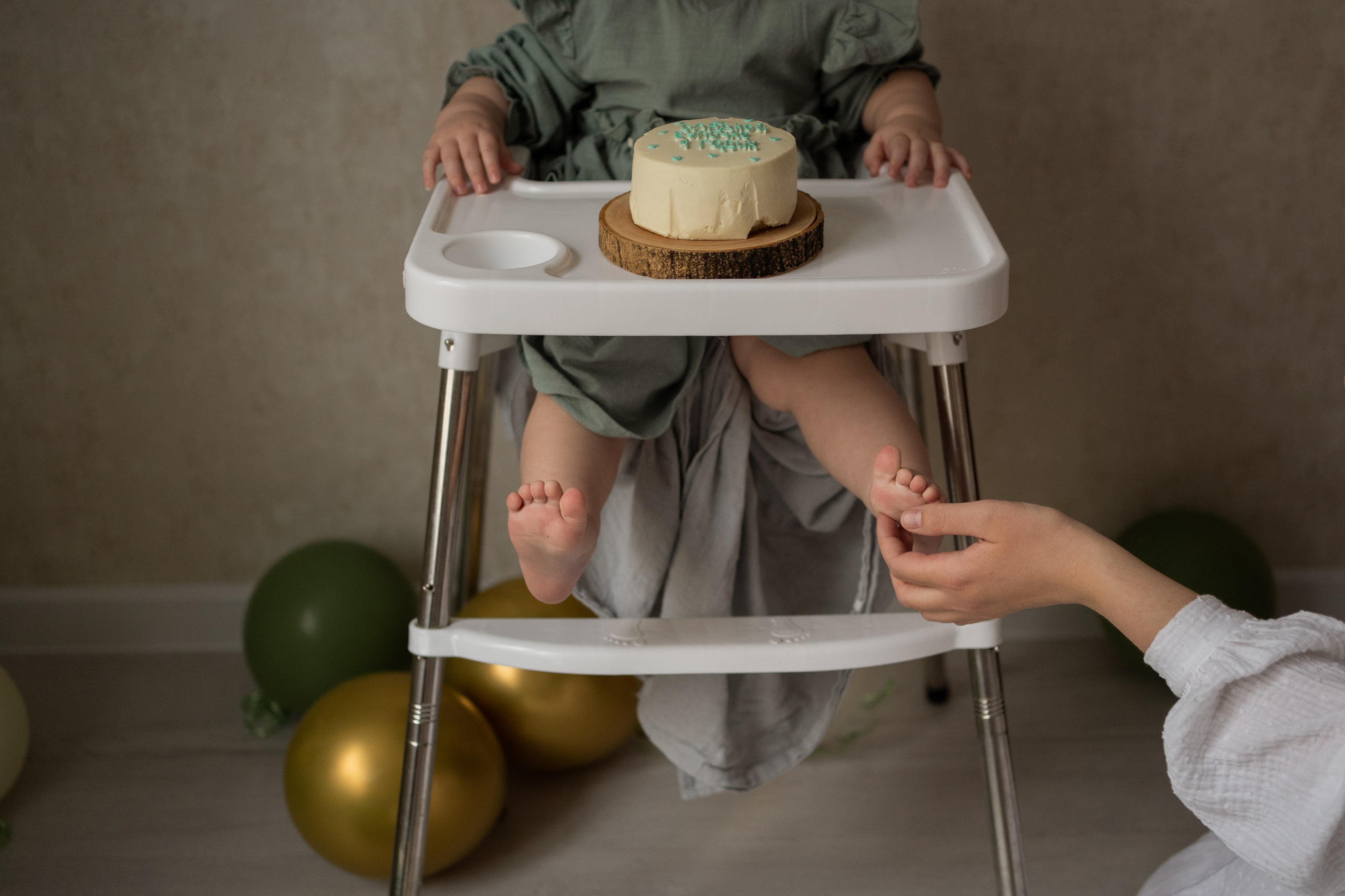 Домашняя фотосессия. Годик Еве. Фотограф грудного вскармливания в Москве Екатерина