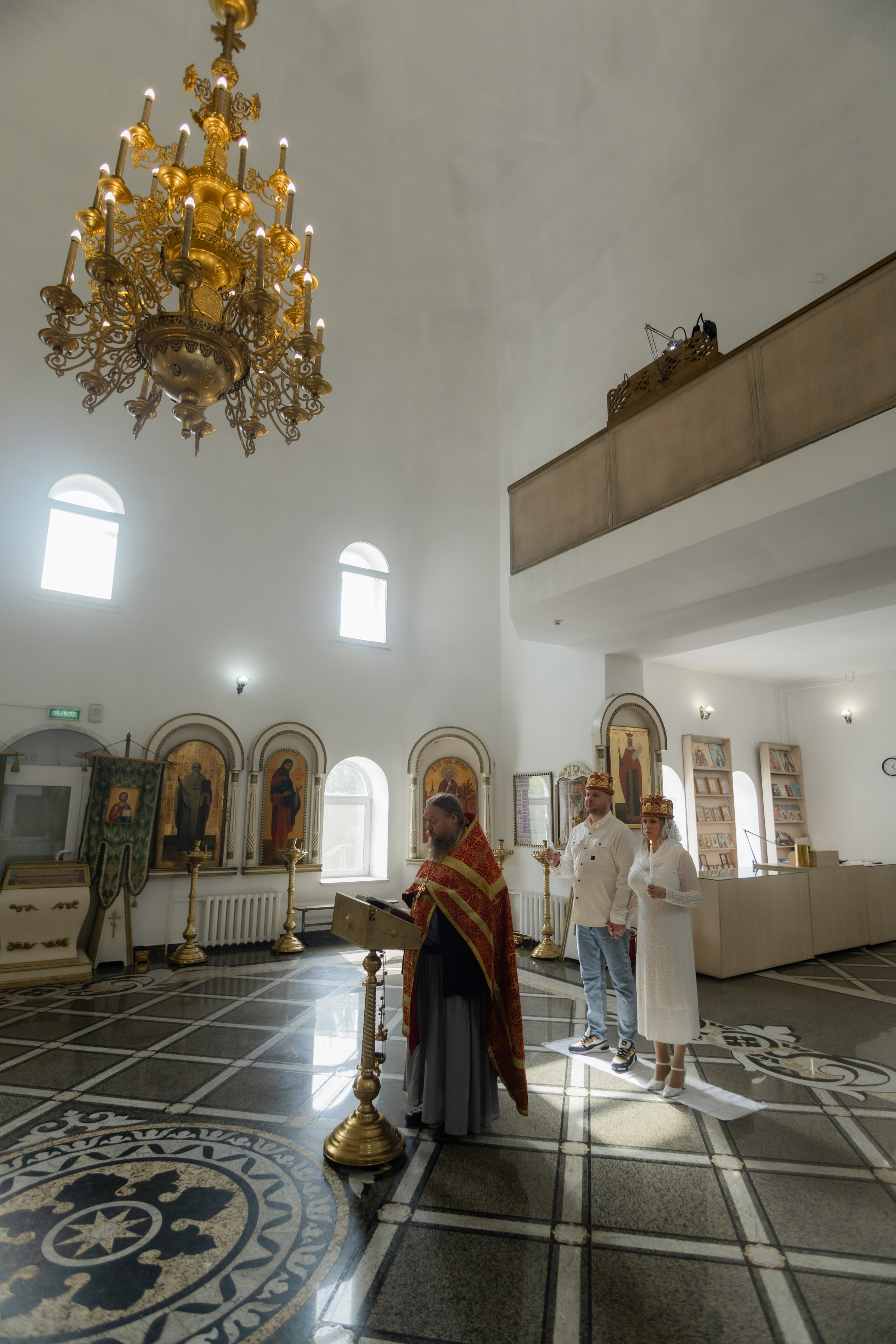 Венчание (Храм святителя Иннокентия). Свадебный и семейный фотограф в Перми Дергачева Кристина