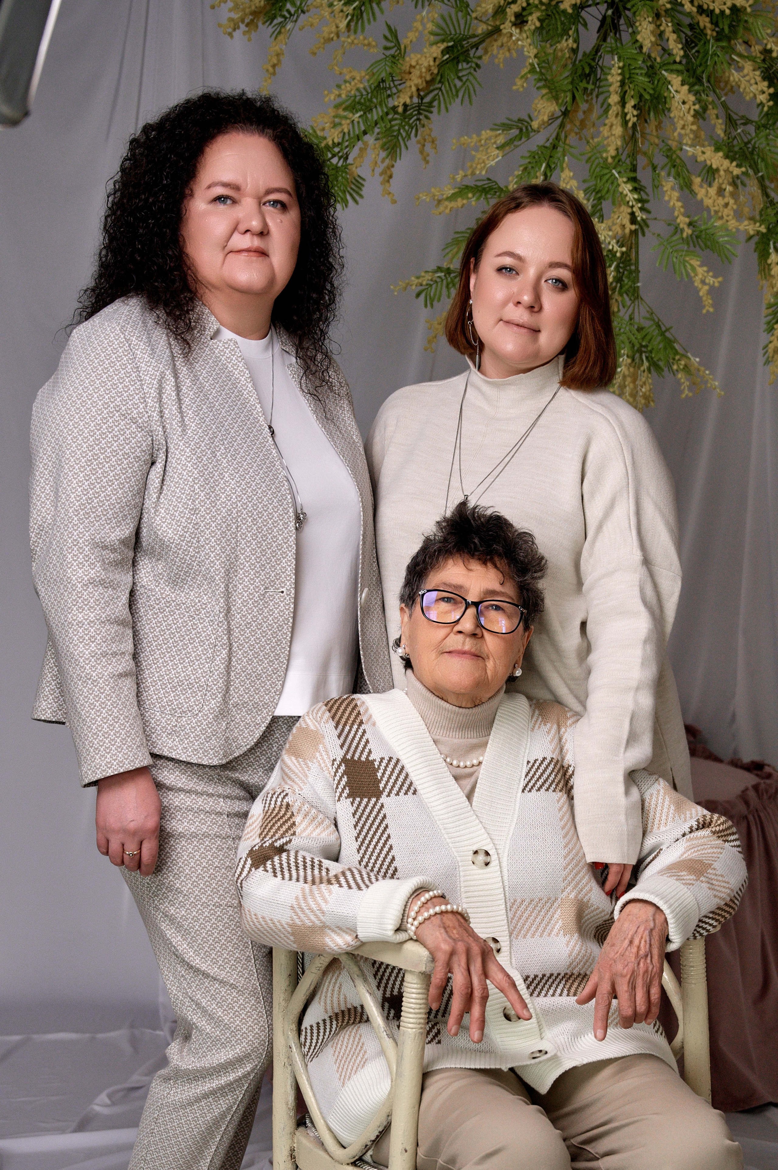 Семейная фотосессия для Лилии — тёплая съёмка в студии | Иван Третьяков, фотограф Новокузнецк